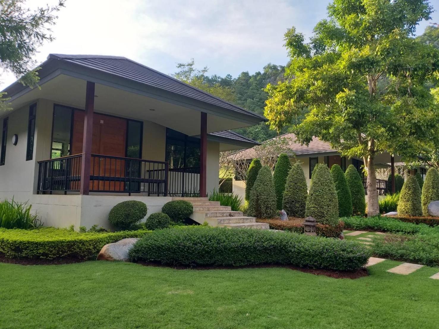 Khaokhab Lodge