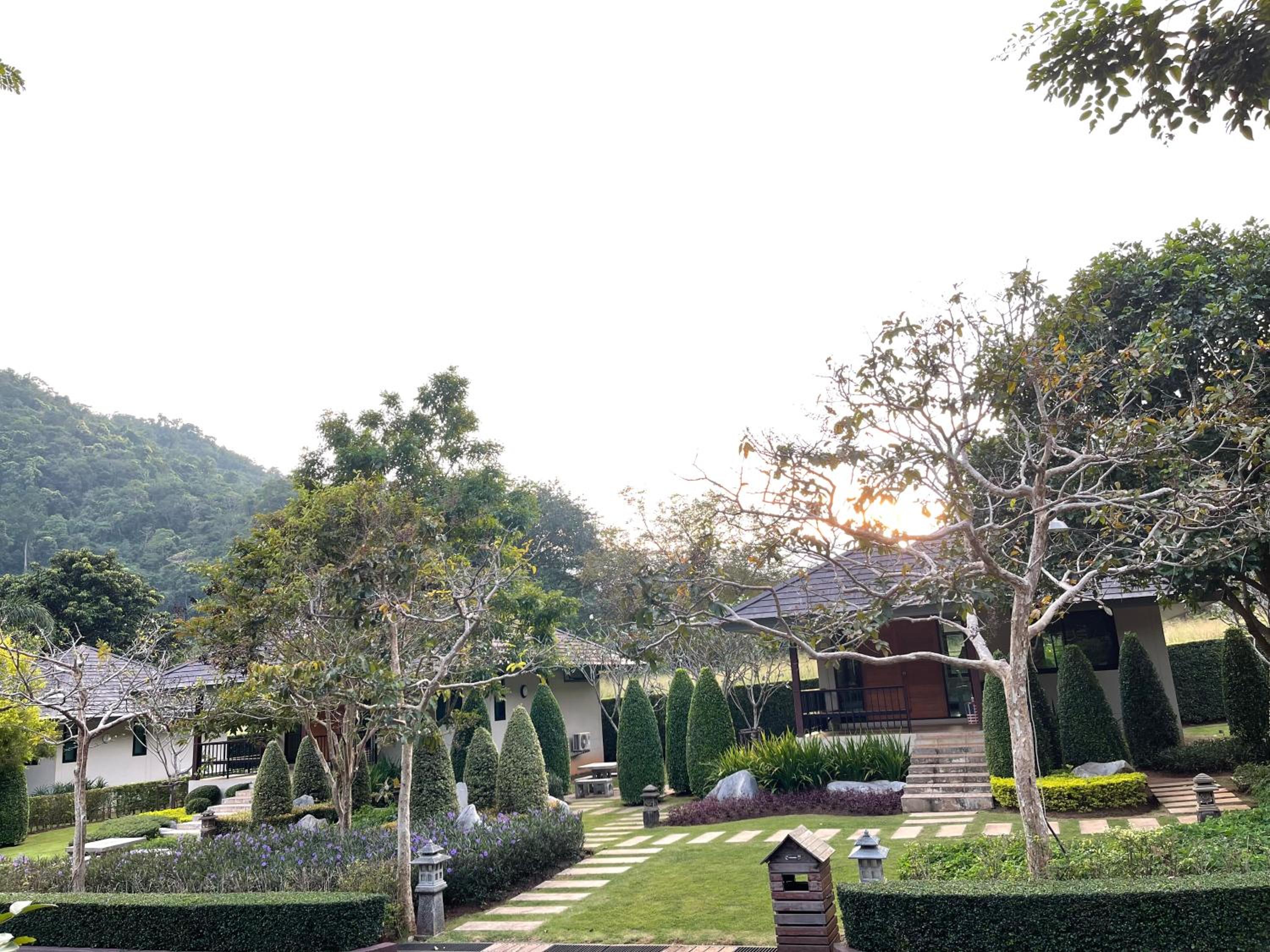 Khaokhab Lodge