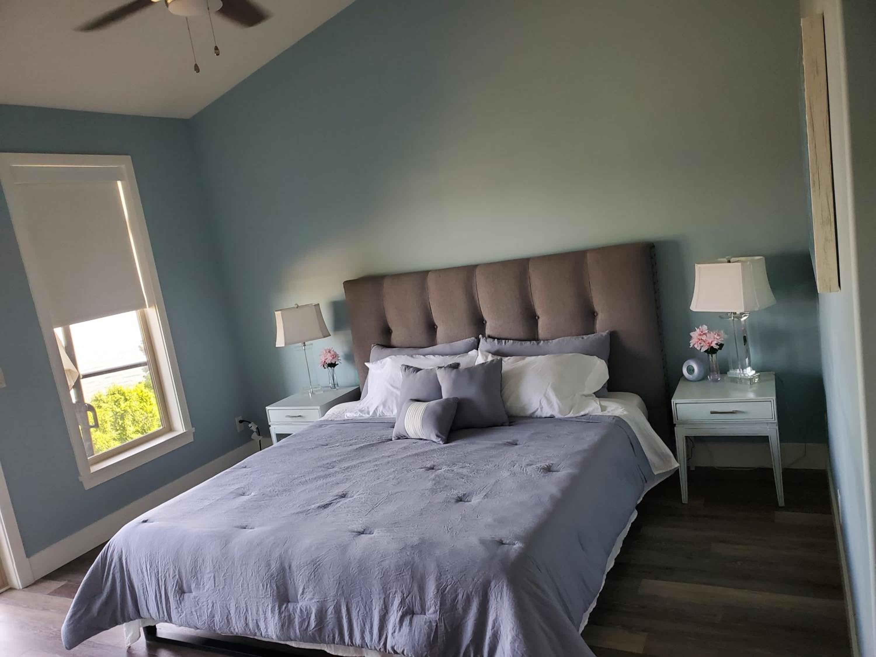 Wine Country Luxury Waterfront Condo