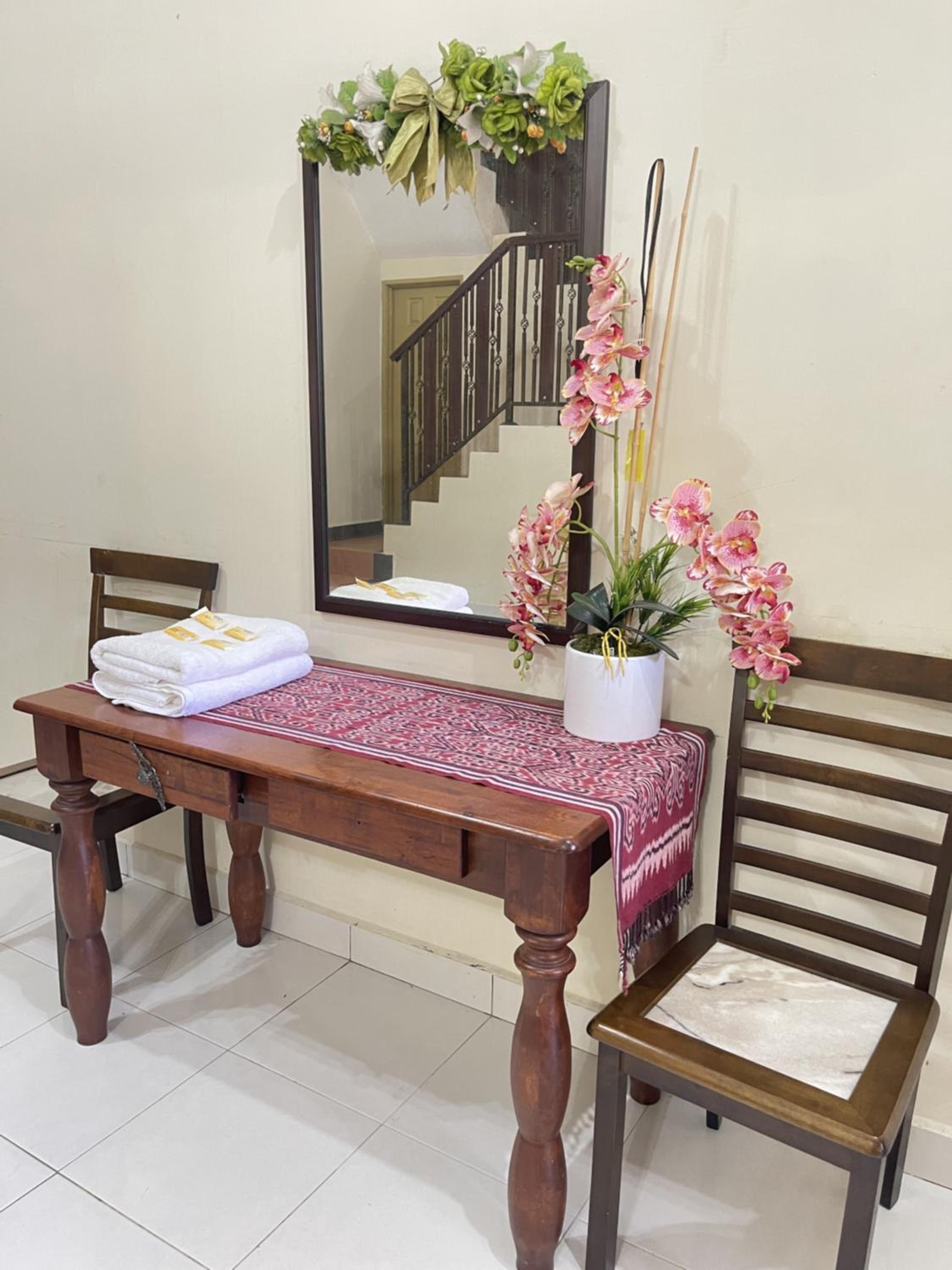 Near Beach and Airport - Ivana Homestay Unit C1 photo 4