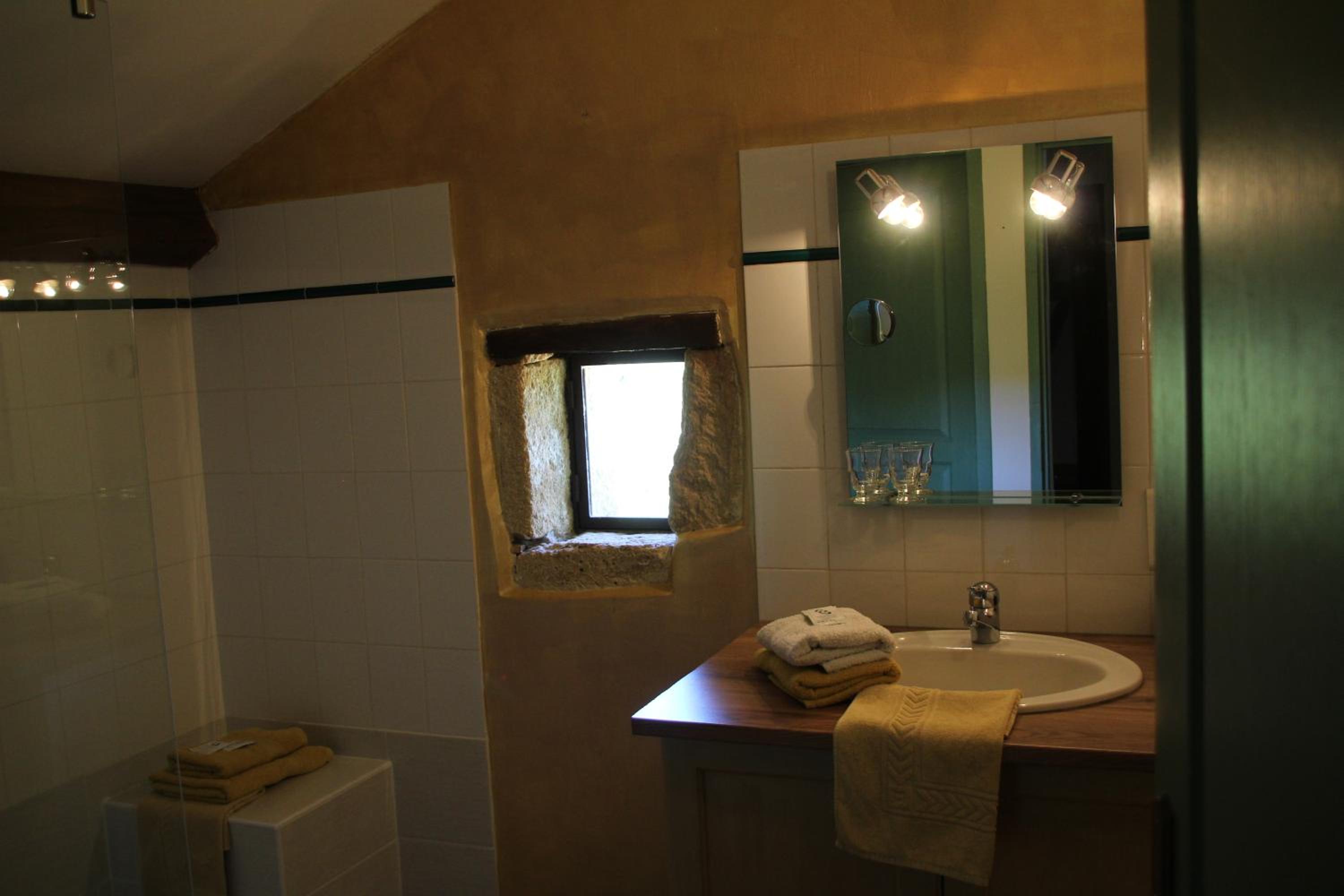 Photo 50