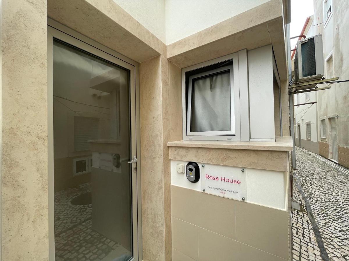 Rosa House en Nazaré