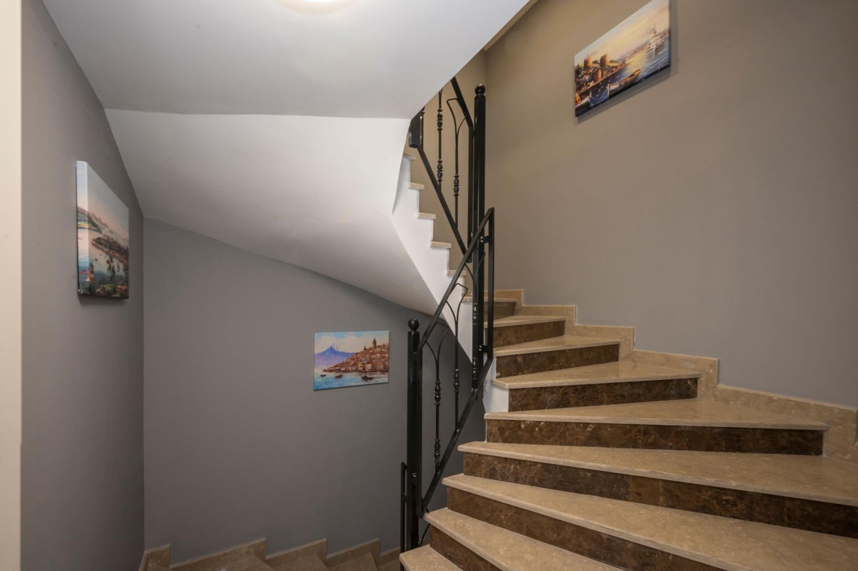 KA Hotel & Suites - Image 21