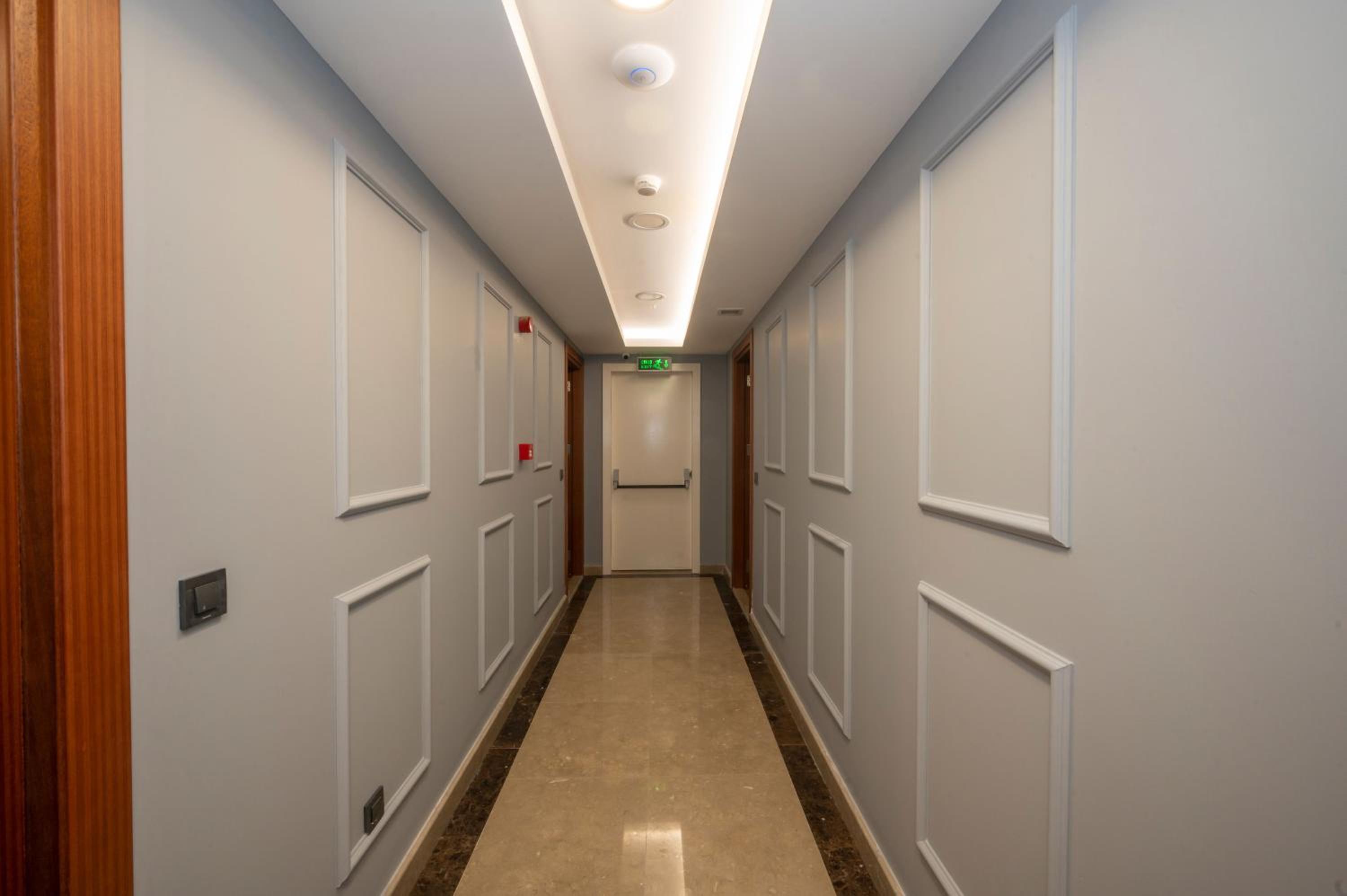 KA Hotel & Suites - Image 15