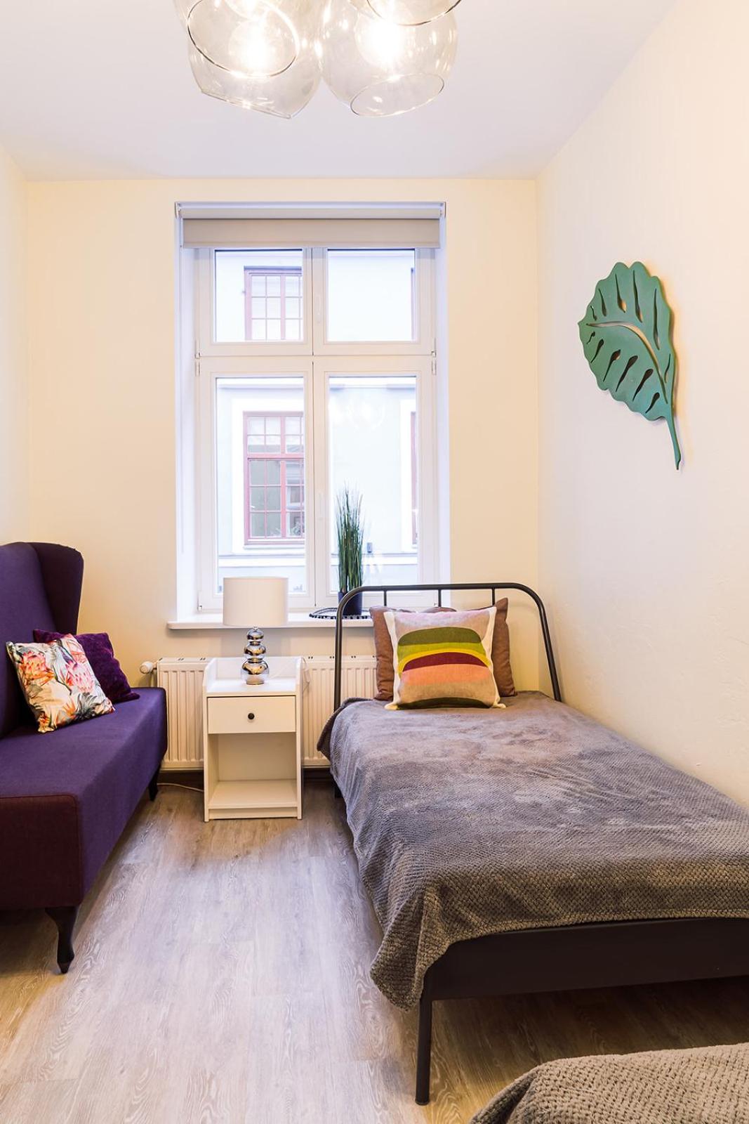 MORRISON apartment/15 guests/7bedrooms/Riga Old Town