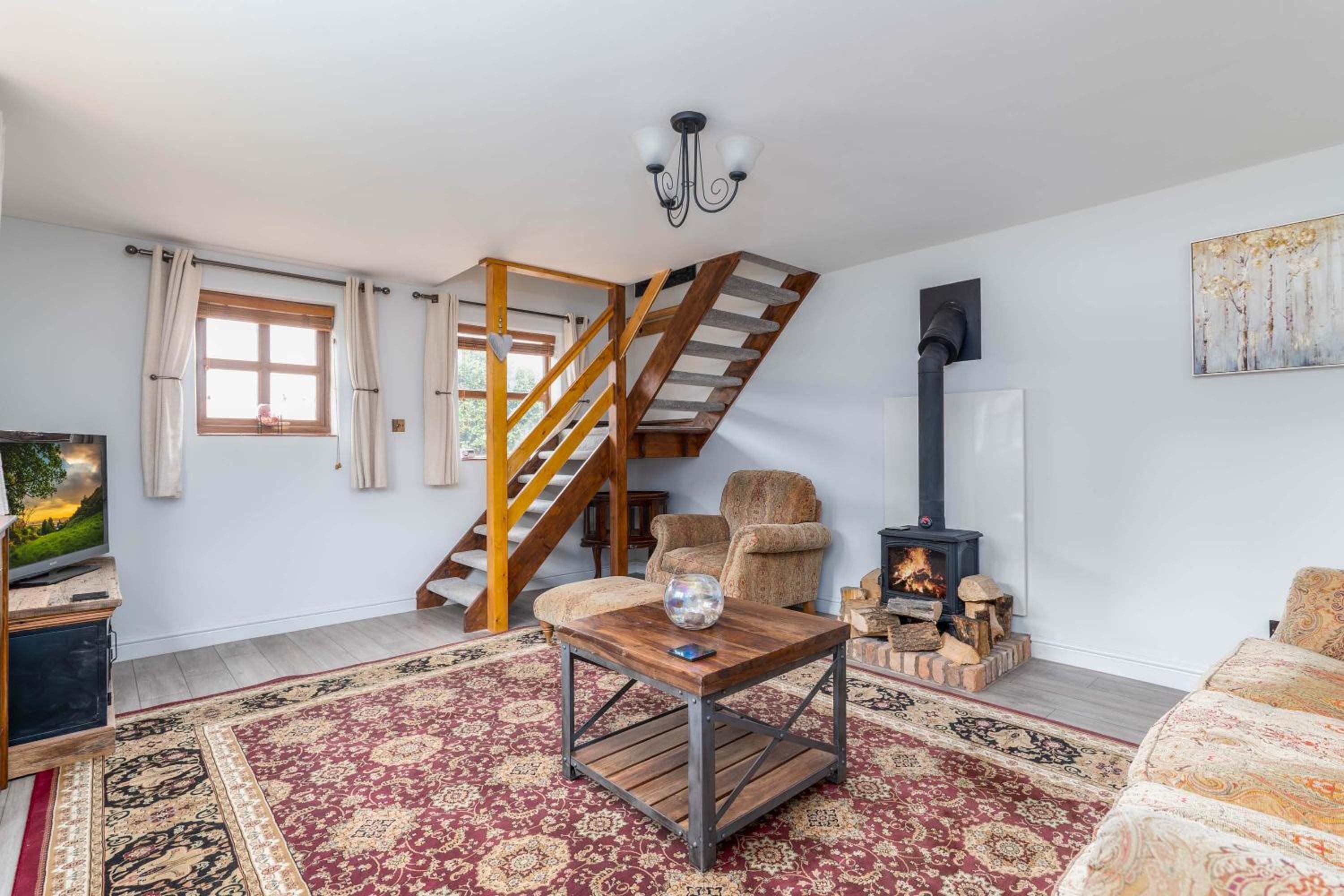 The Pigsty - 3 Bedroom Barn Conversion view 2