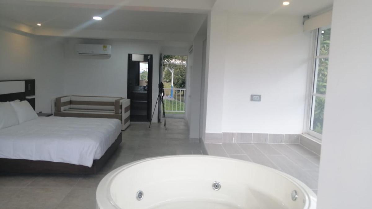 Hotel Campestre Los Nogales