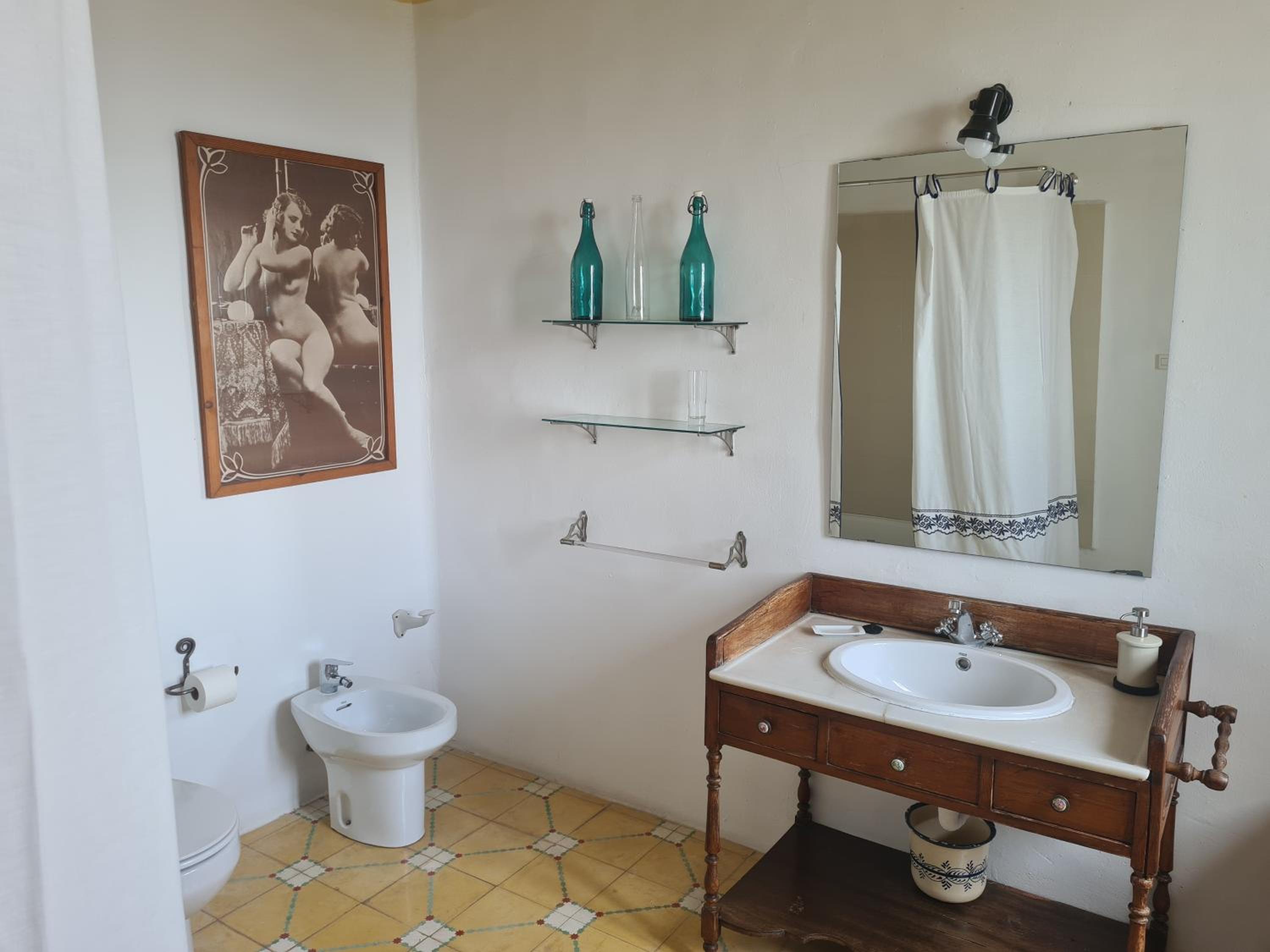 Photo 42
