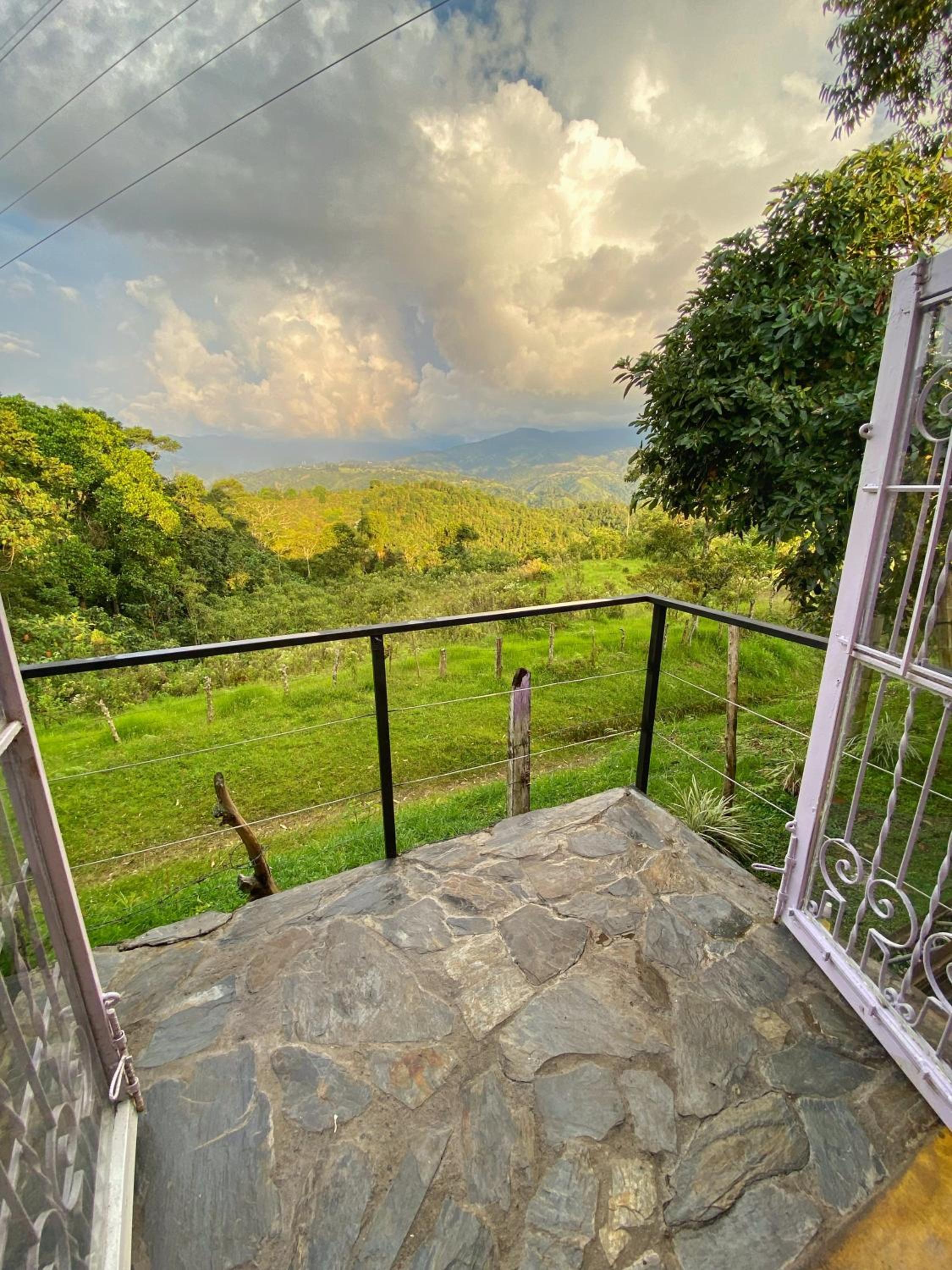 La Morada Quindio cabaña campestre view 3