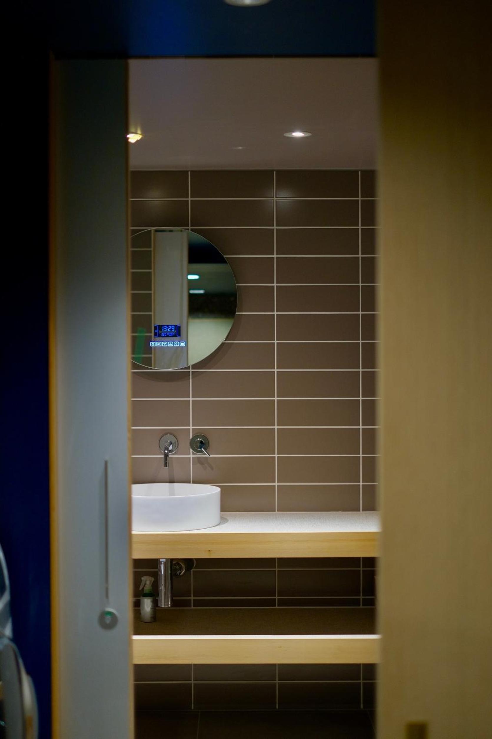 AET & o3 HOTEL