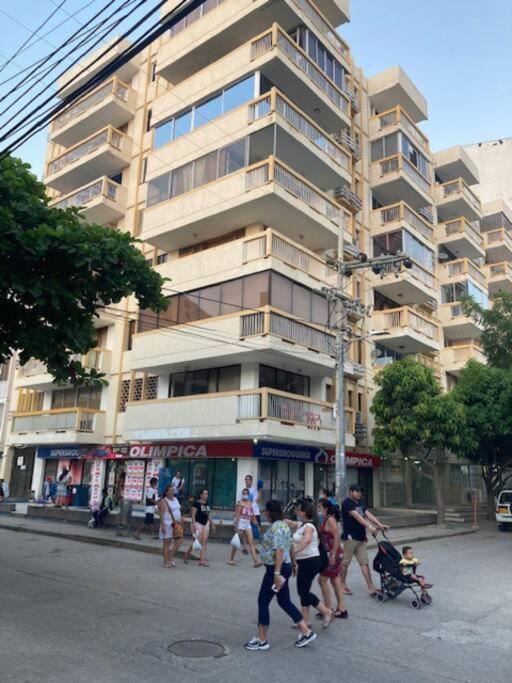 Hermoso Apartamento en el Rodadero, a tan sólo una cuadra de la playa! view 2