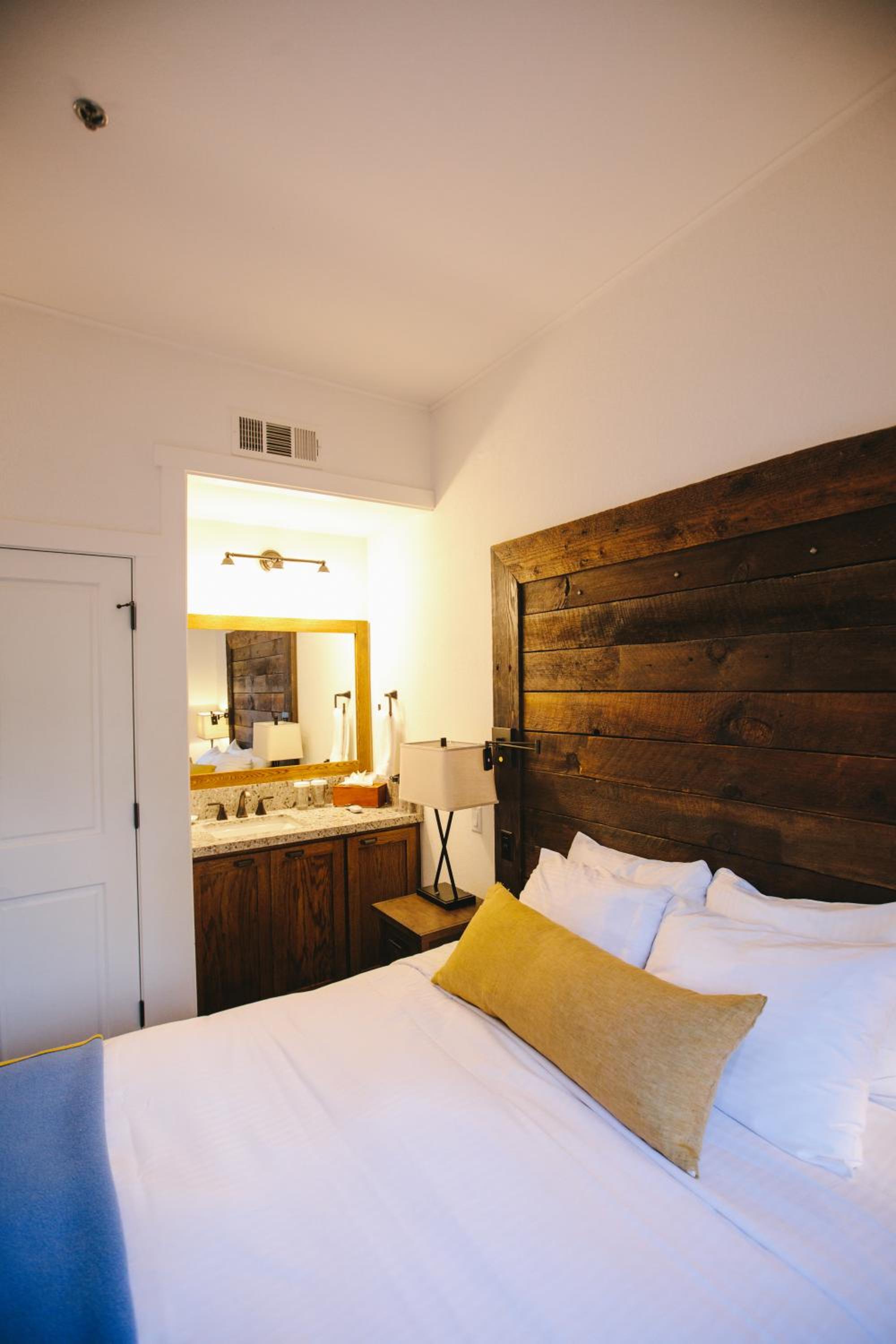 Sunnyside Resort and Lodge