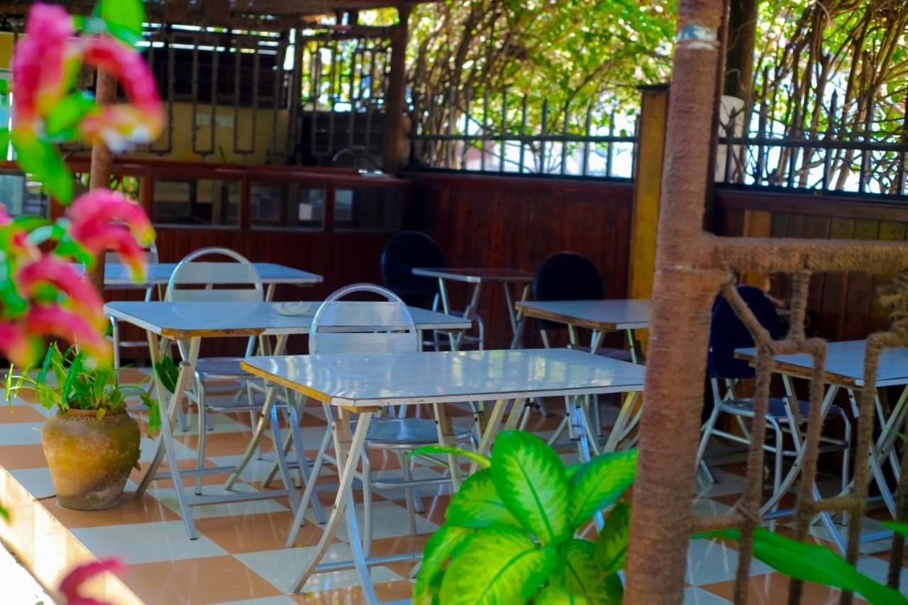 Garden Lodge