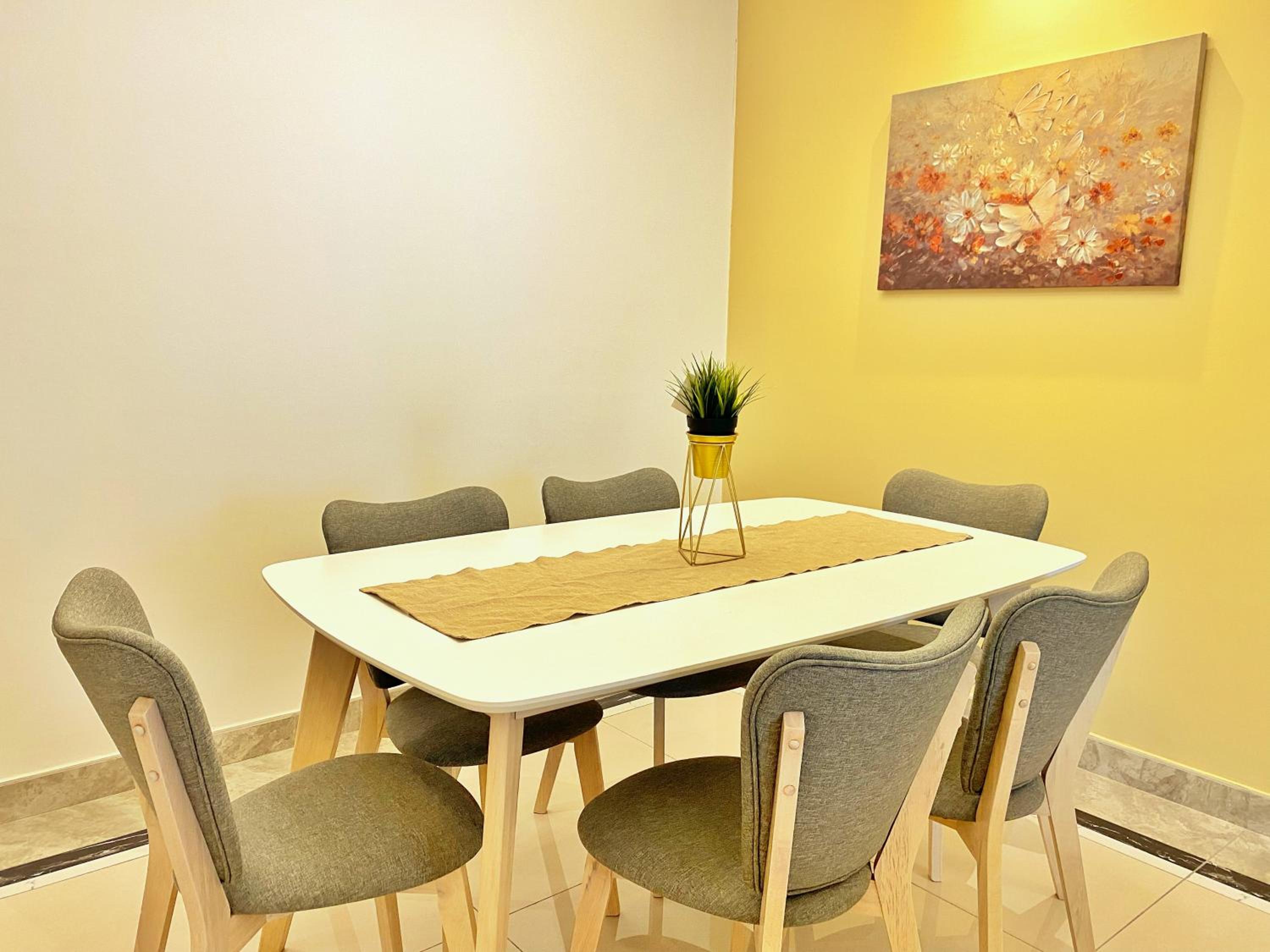 R&F Princess Cove JB Apartment Suites By SC Homestay