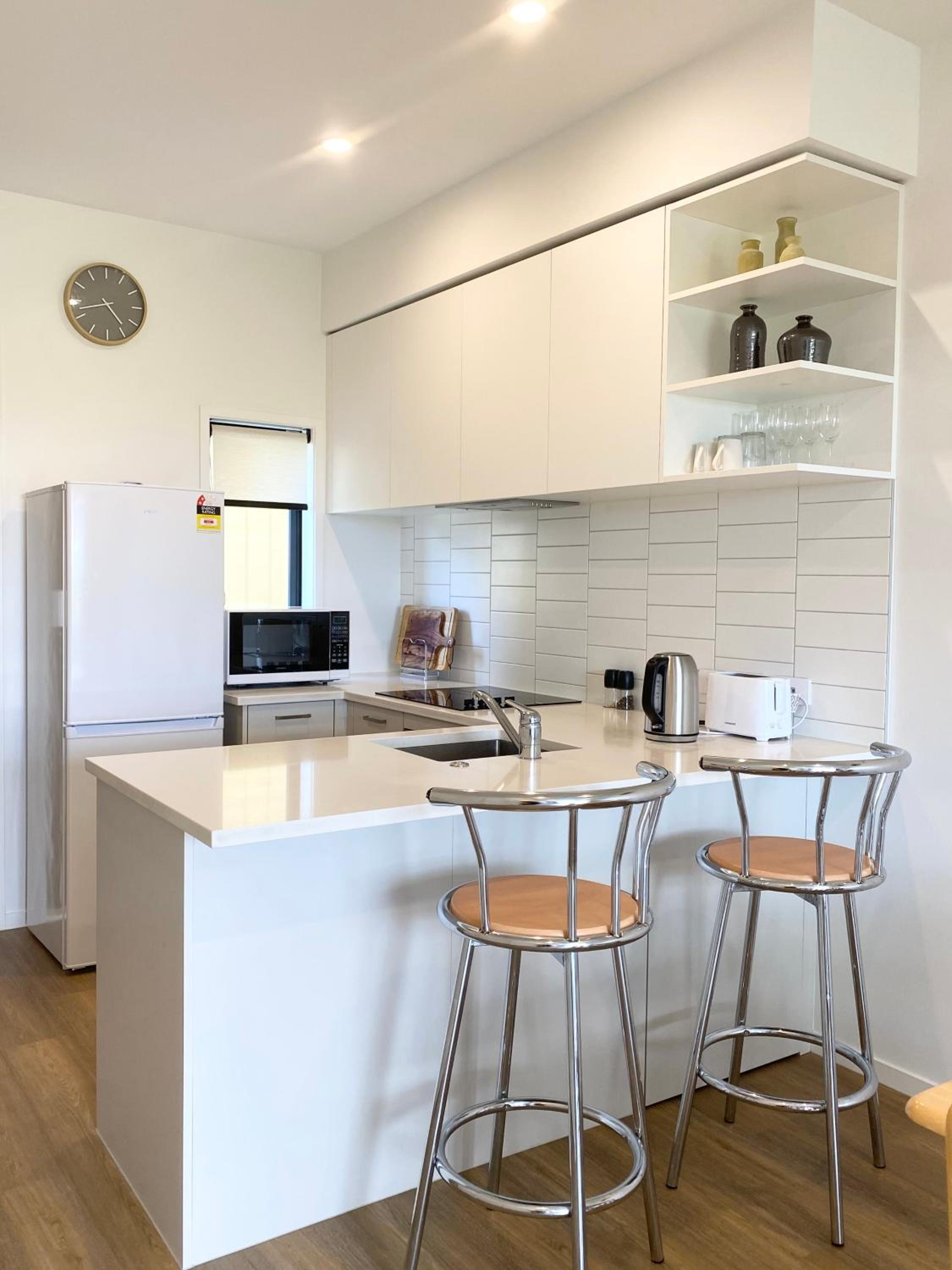 Stunning Townhouse - Walking to Botany Shopping Center view 3