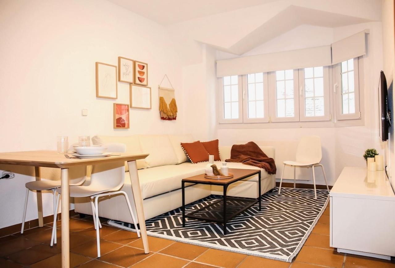 Apartamentos Arttyfal con parking y WiFi by SURYNIEVE photo 2