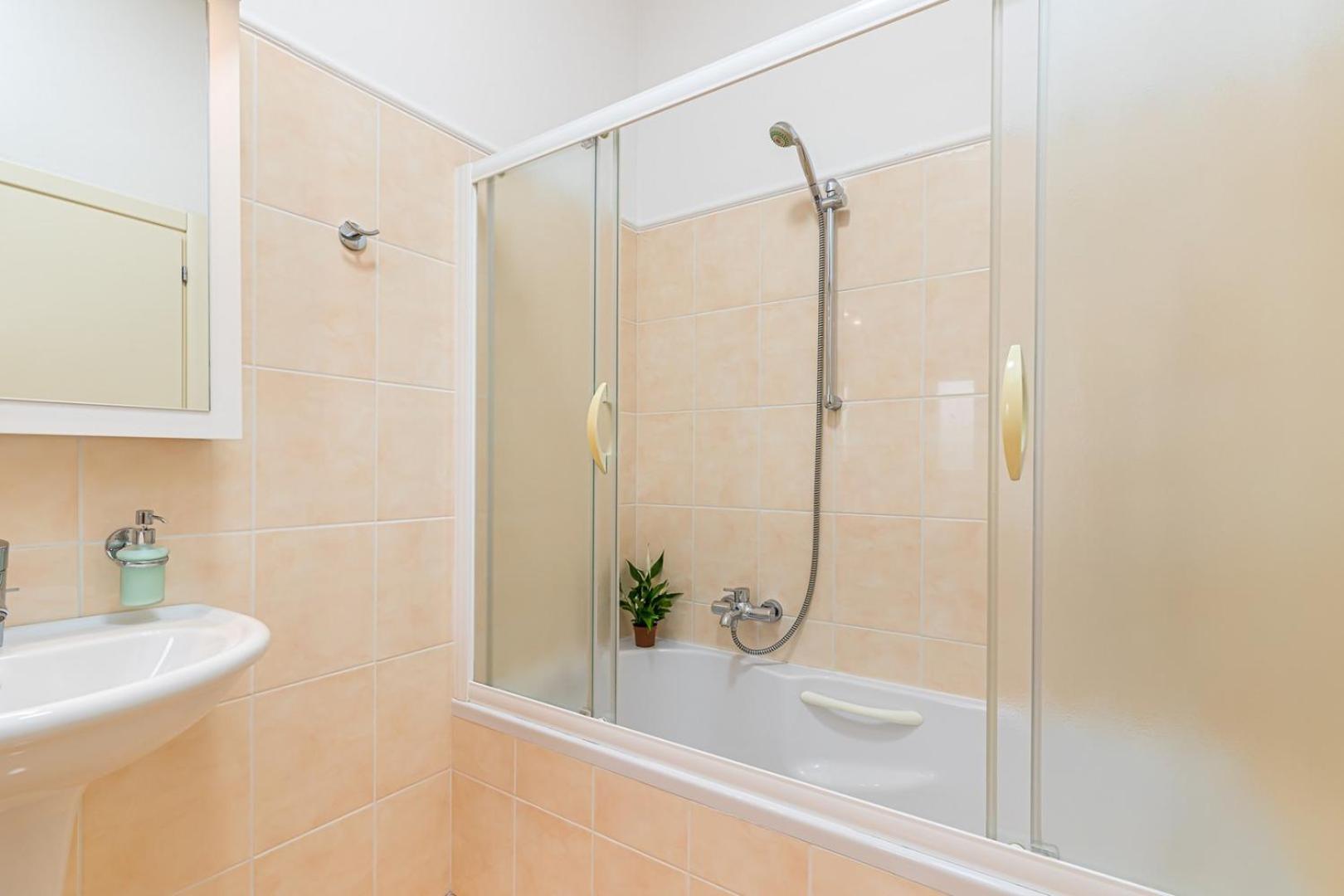 Apartment Complex Irena with Pool - Property Image 48