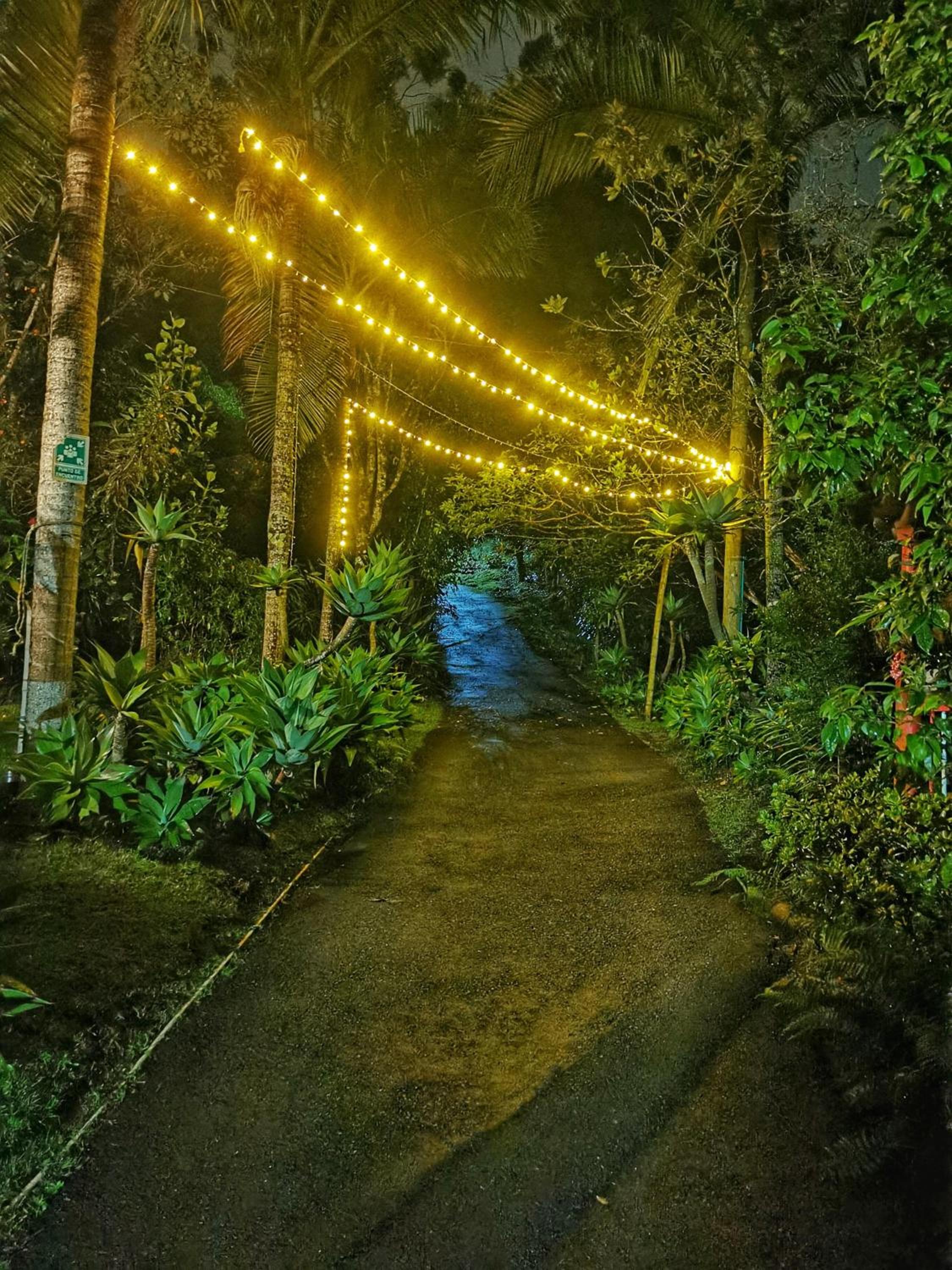 Hotel Marrokos Aeropuerto Jose Maria Cordova - Property Image 11