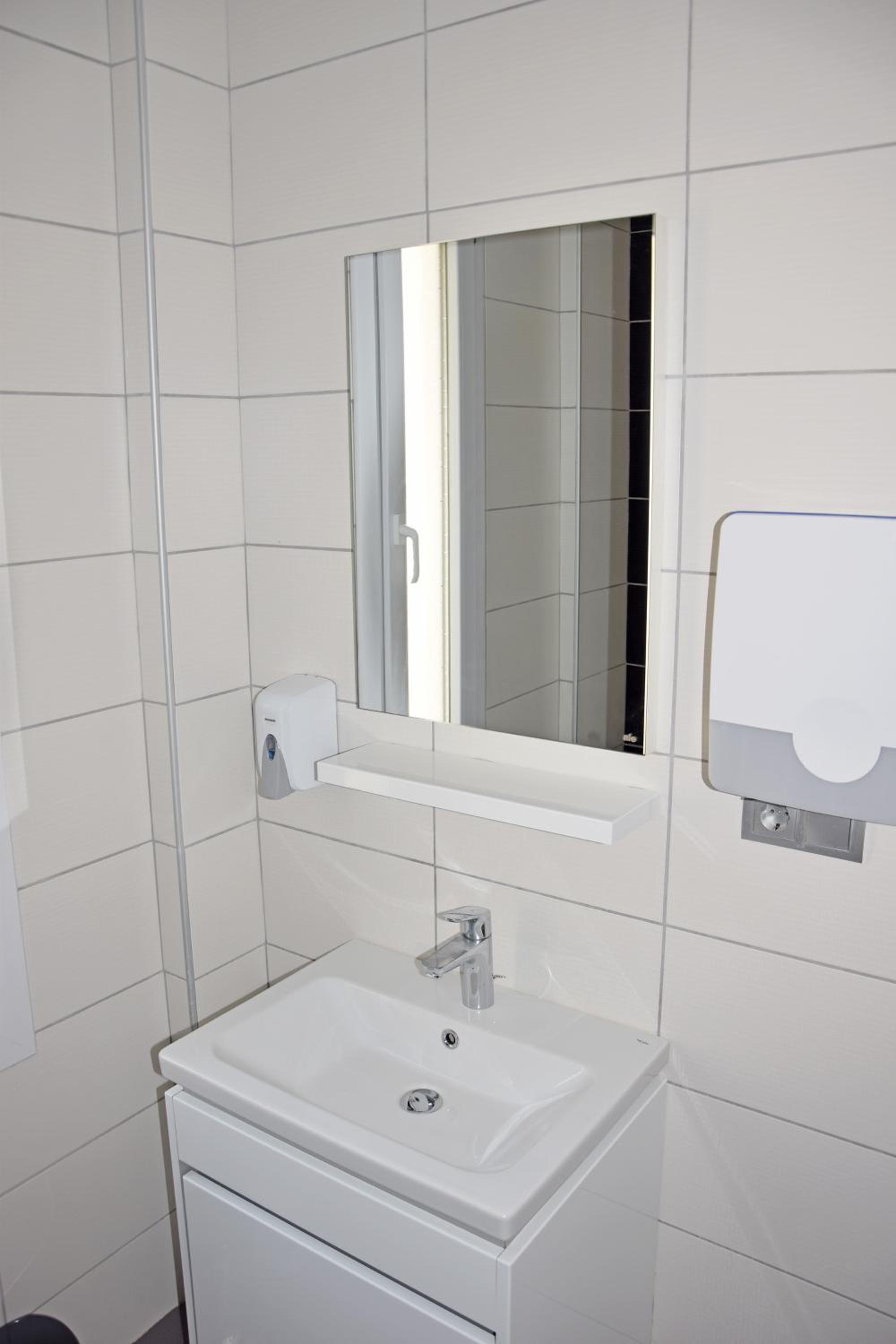 Photo 19