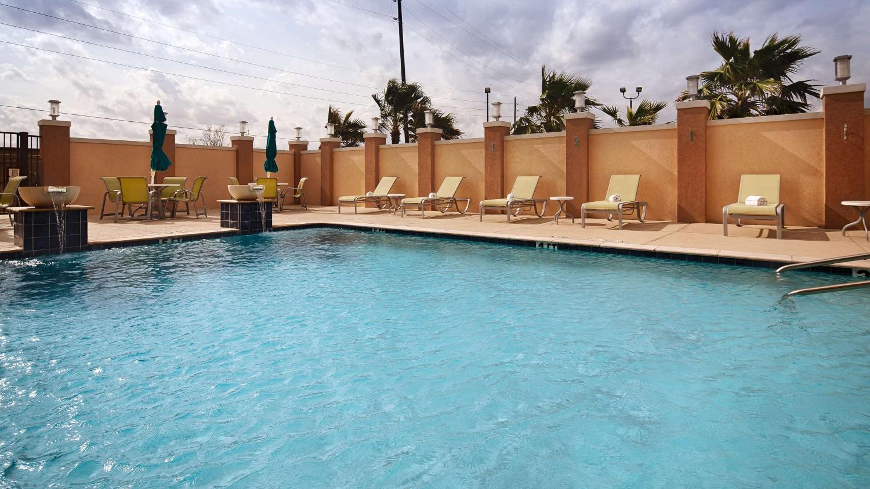 Best Western Premier Houston Northwest - Willowbrook