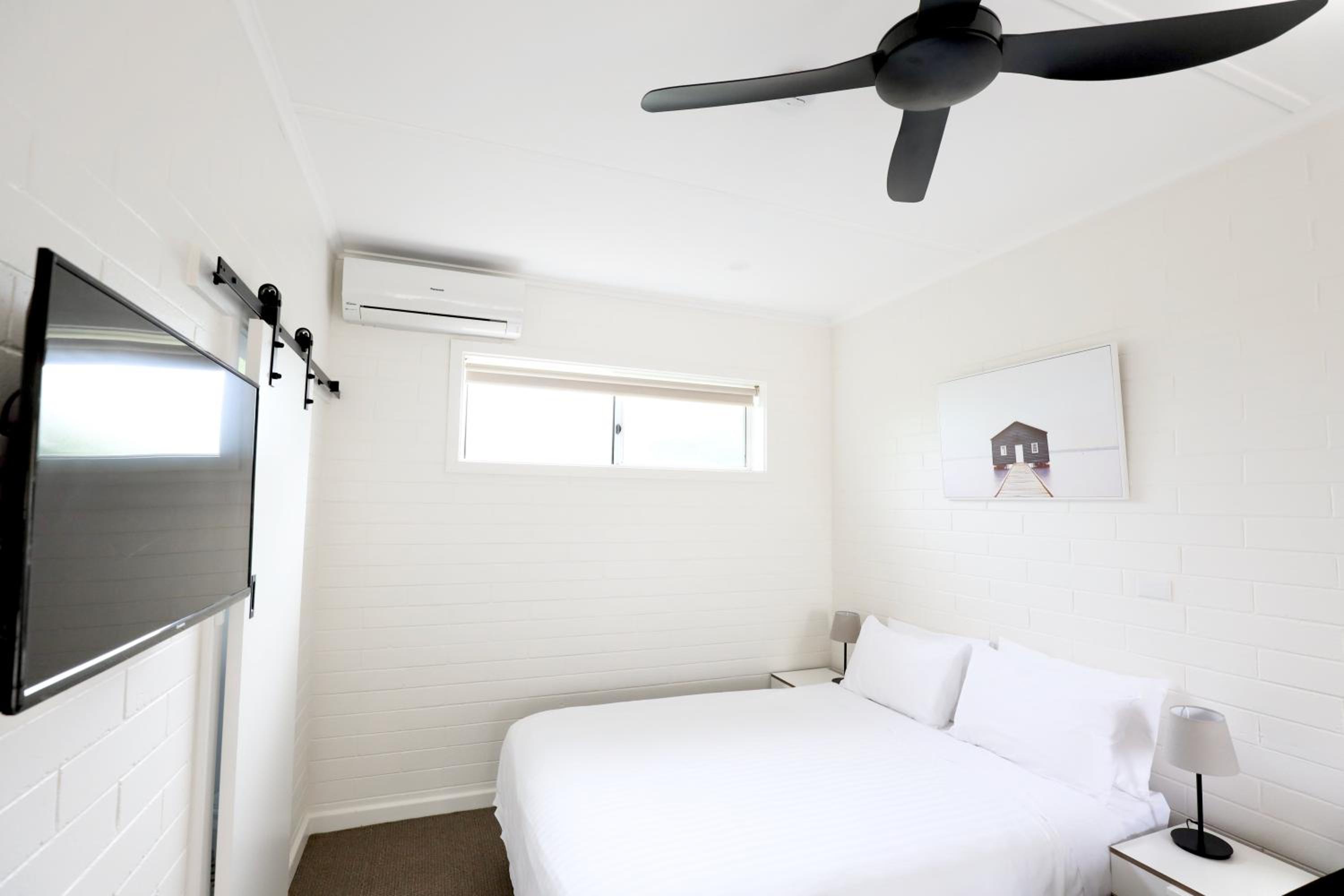 Guichen Bay Motel