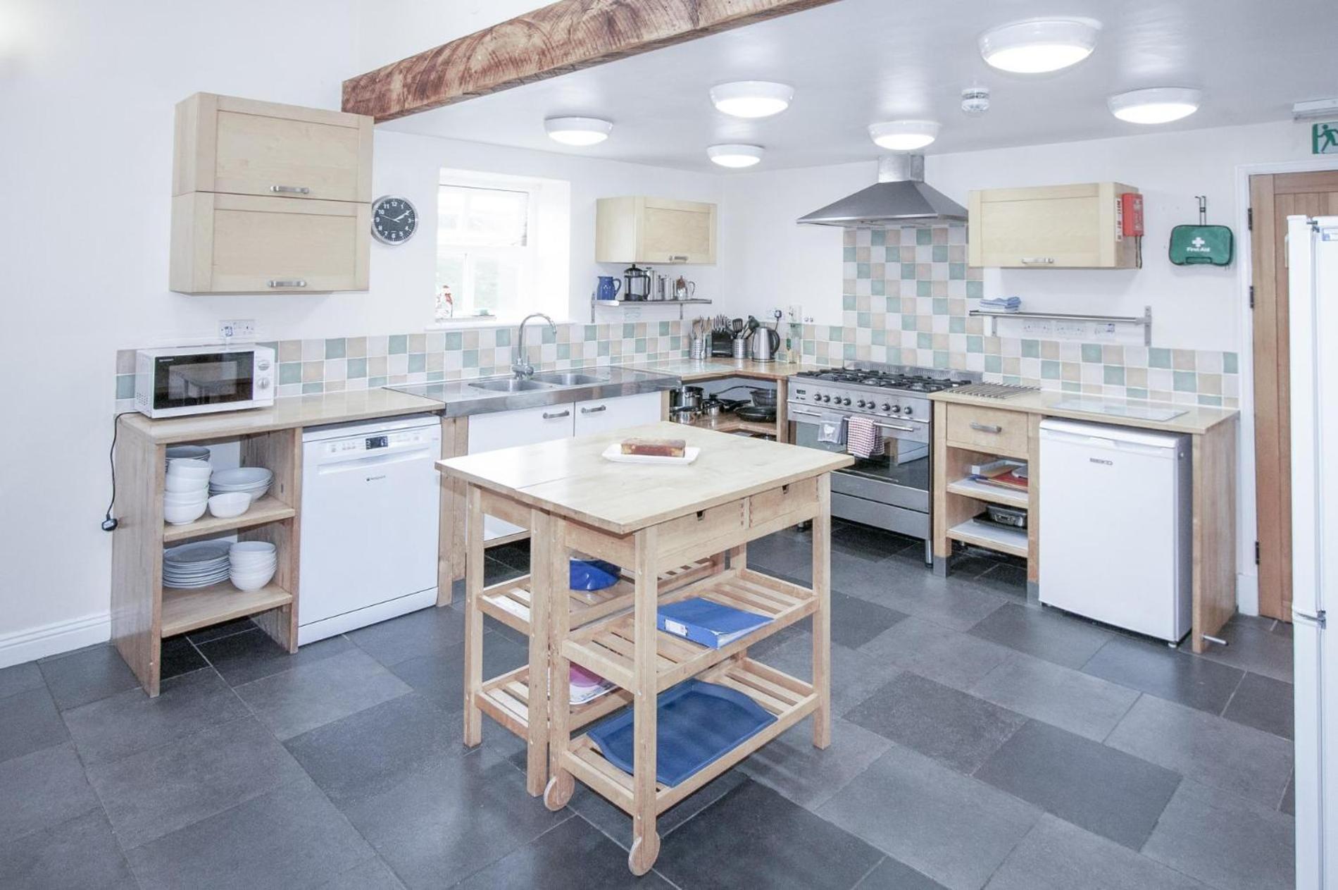 Bunk House - 4 Bedroom - Llangennith view 3