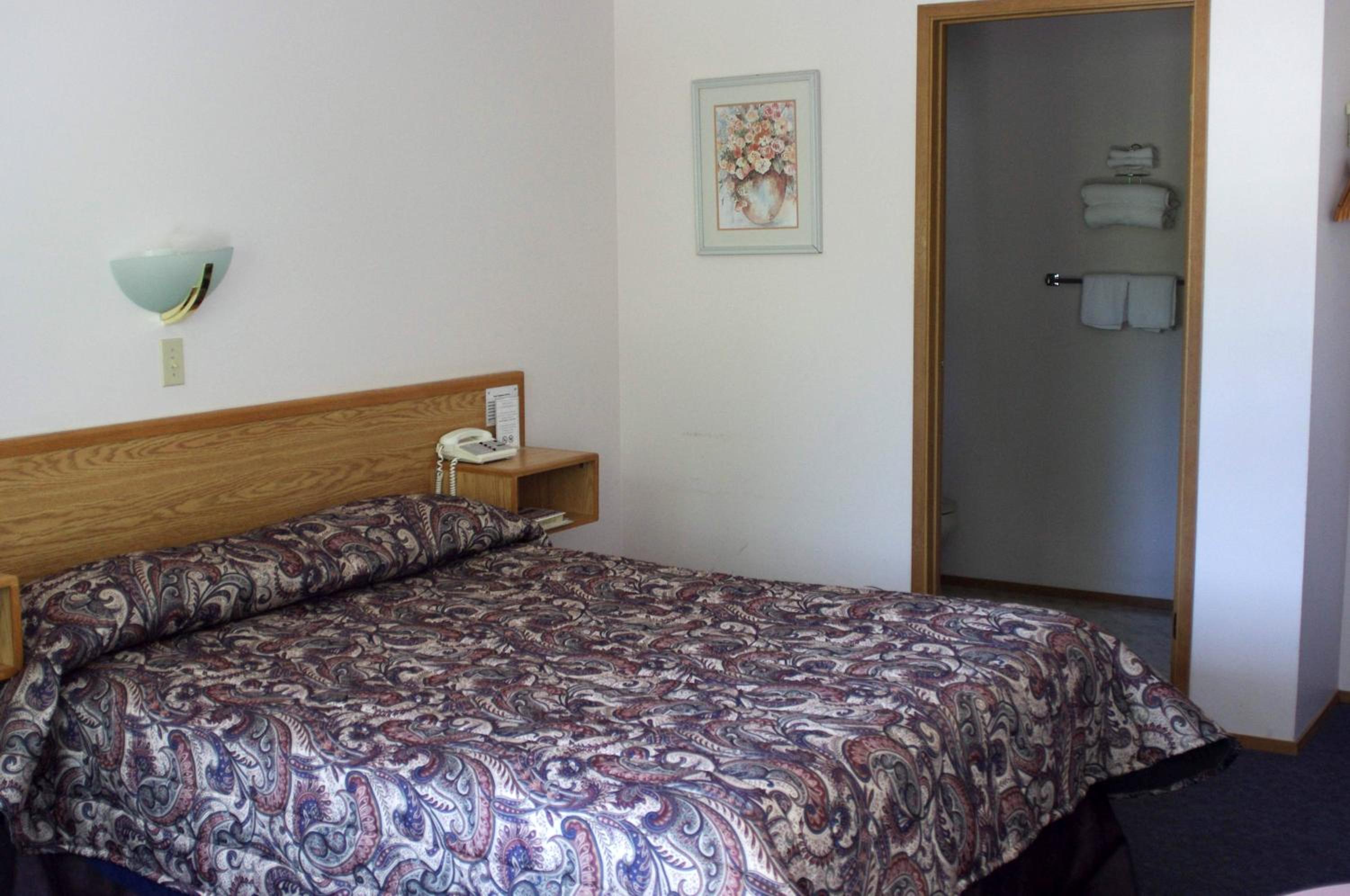 Super 8 by Wyndham Clearwater BC