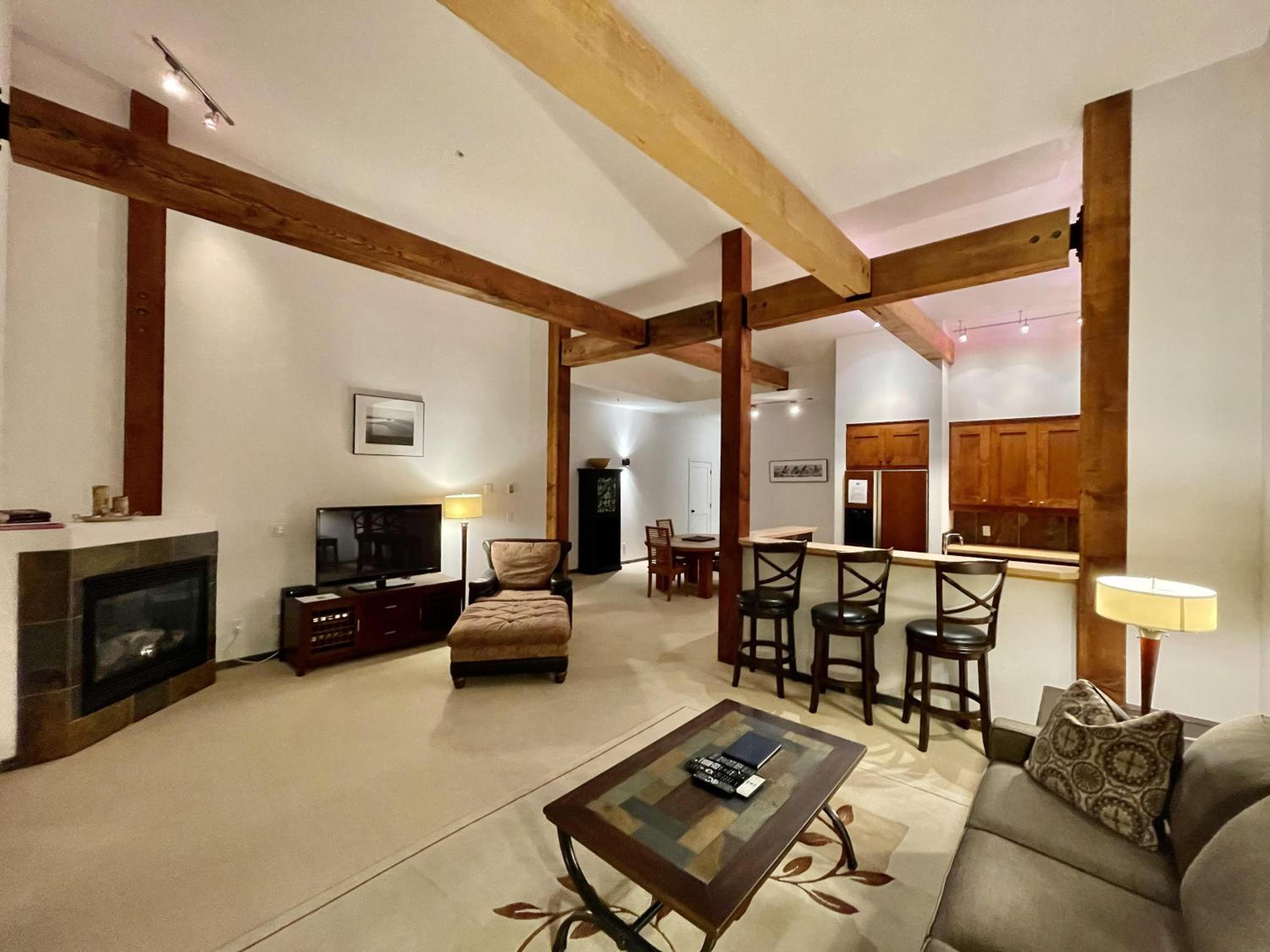 Top-Floor Villa With Pacific Ocean Views Bbv