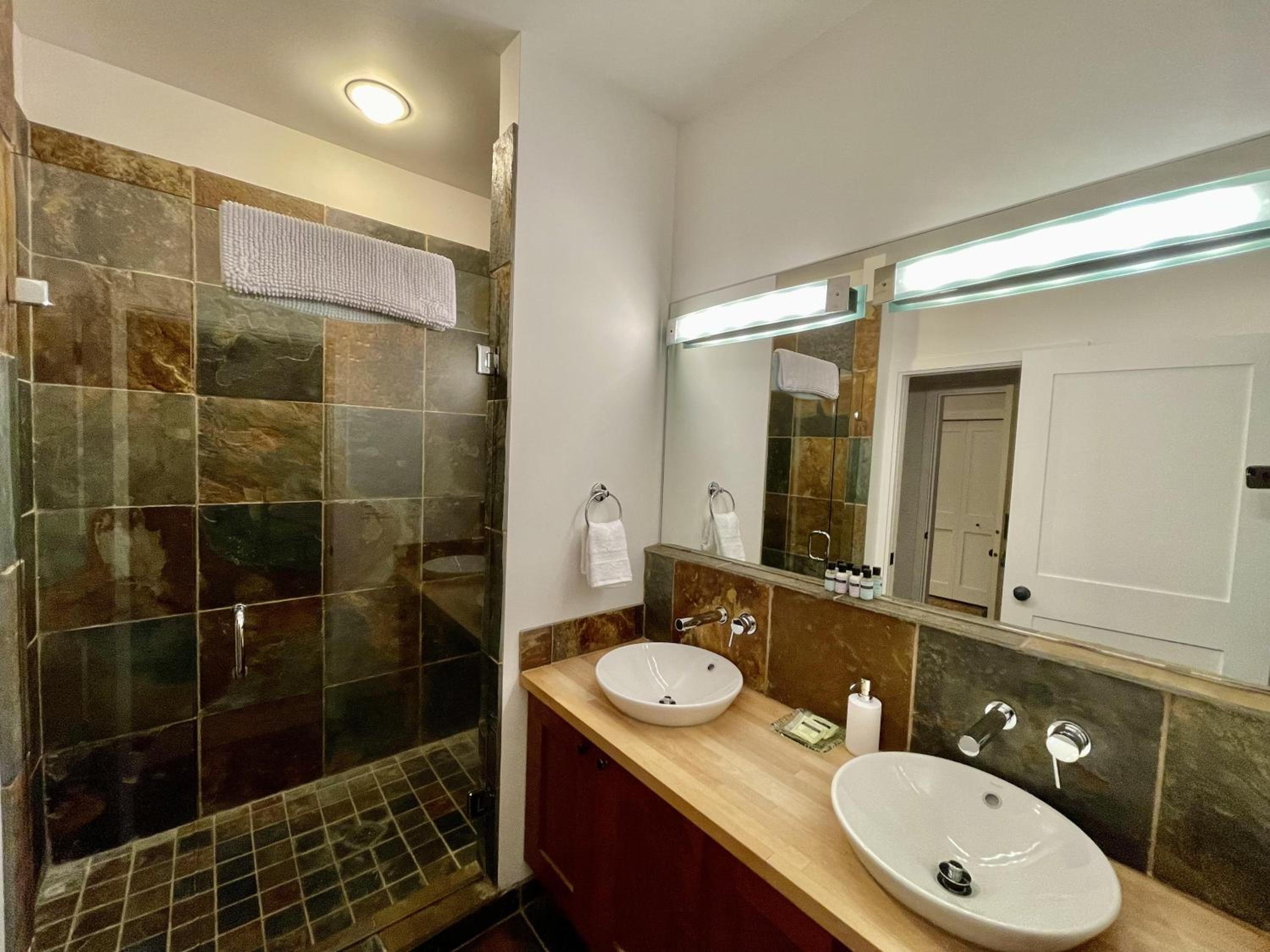 Top-Floor Villa With Pacific Ocean Views Bbv