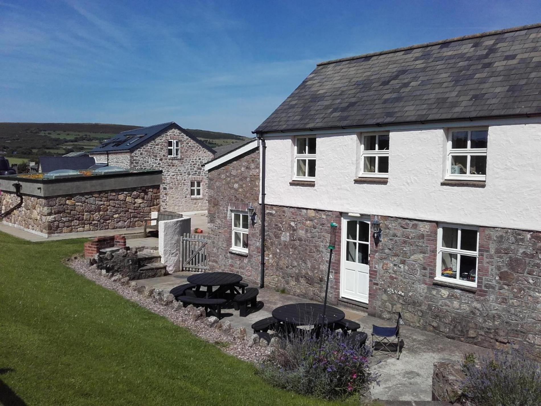 Bunk House - 4 Bedroom - Llangennith view 4