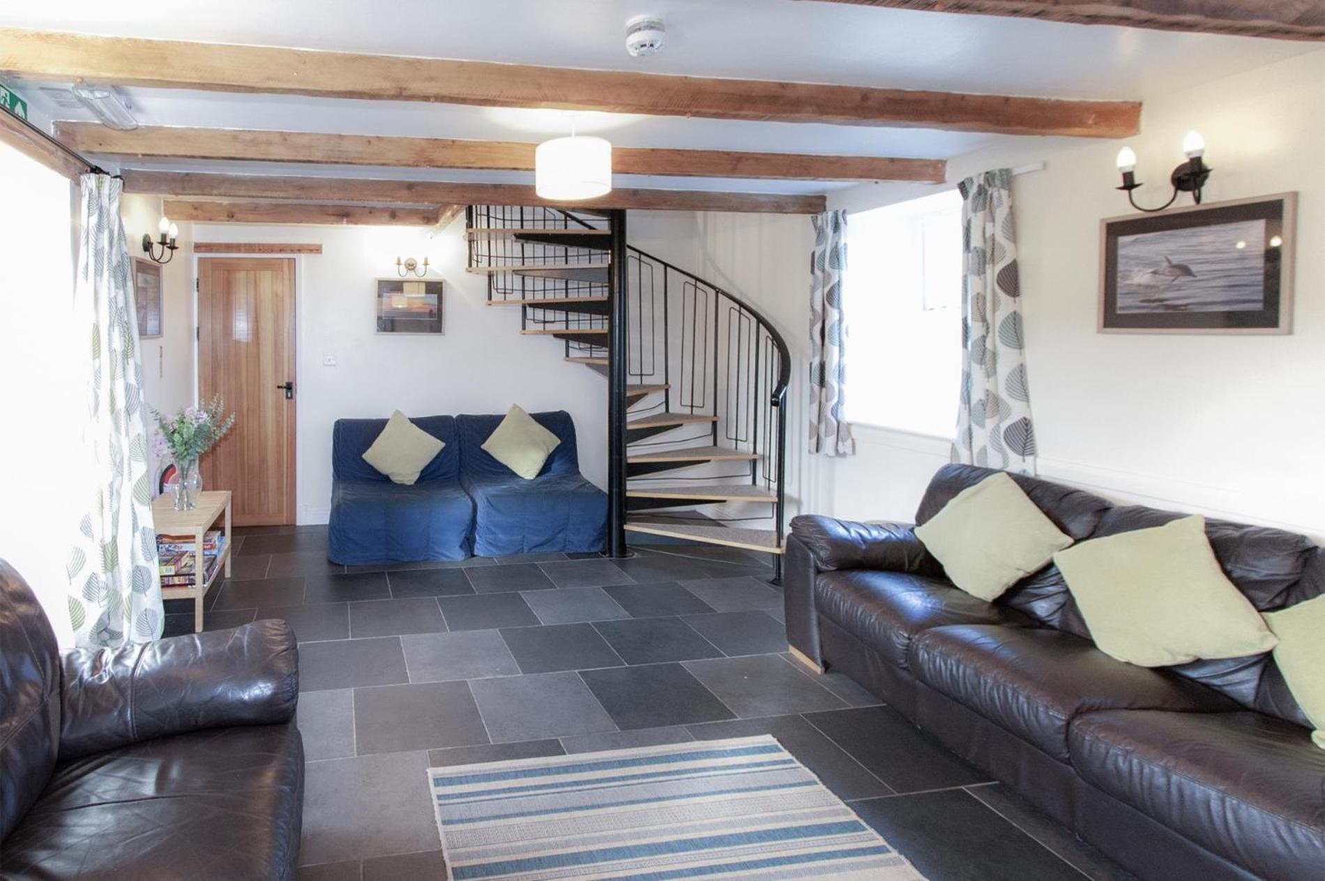 Bunk House - 4 Bedroom - Llangennith view 2