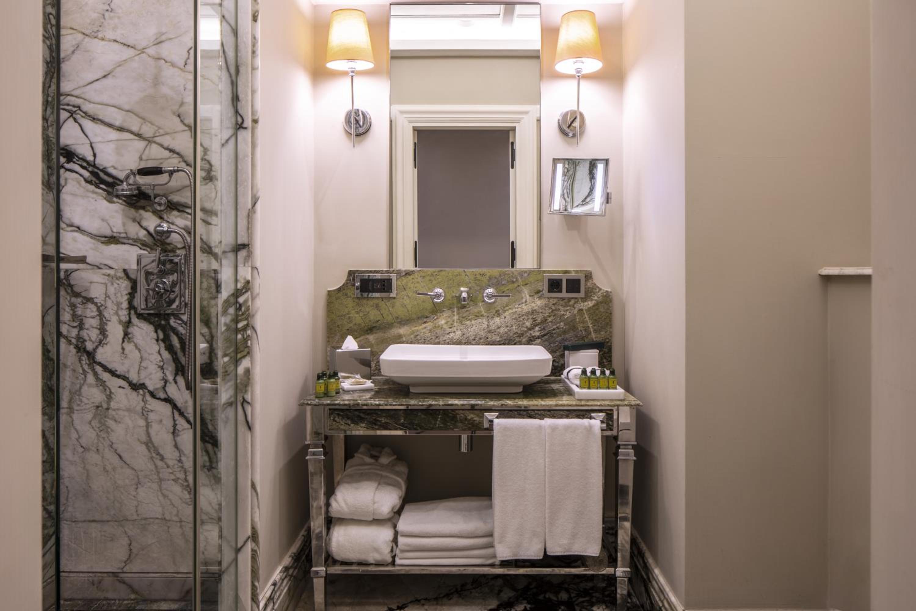 The Bank Hotel Istanbul, a Member of Design Hotels - Image 71