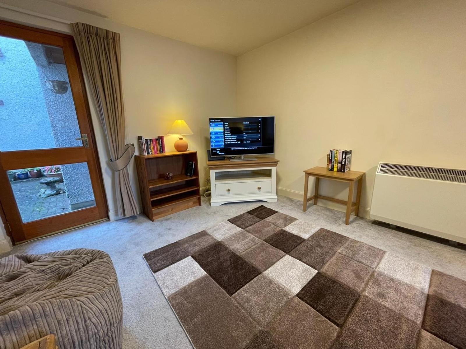 Lovely and Spacious 2BD Holiday Retreat Ballater view 4