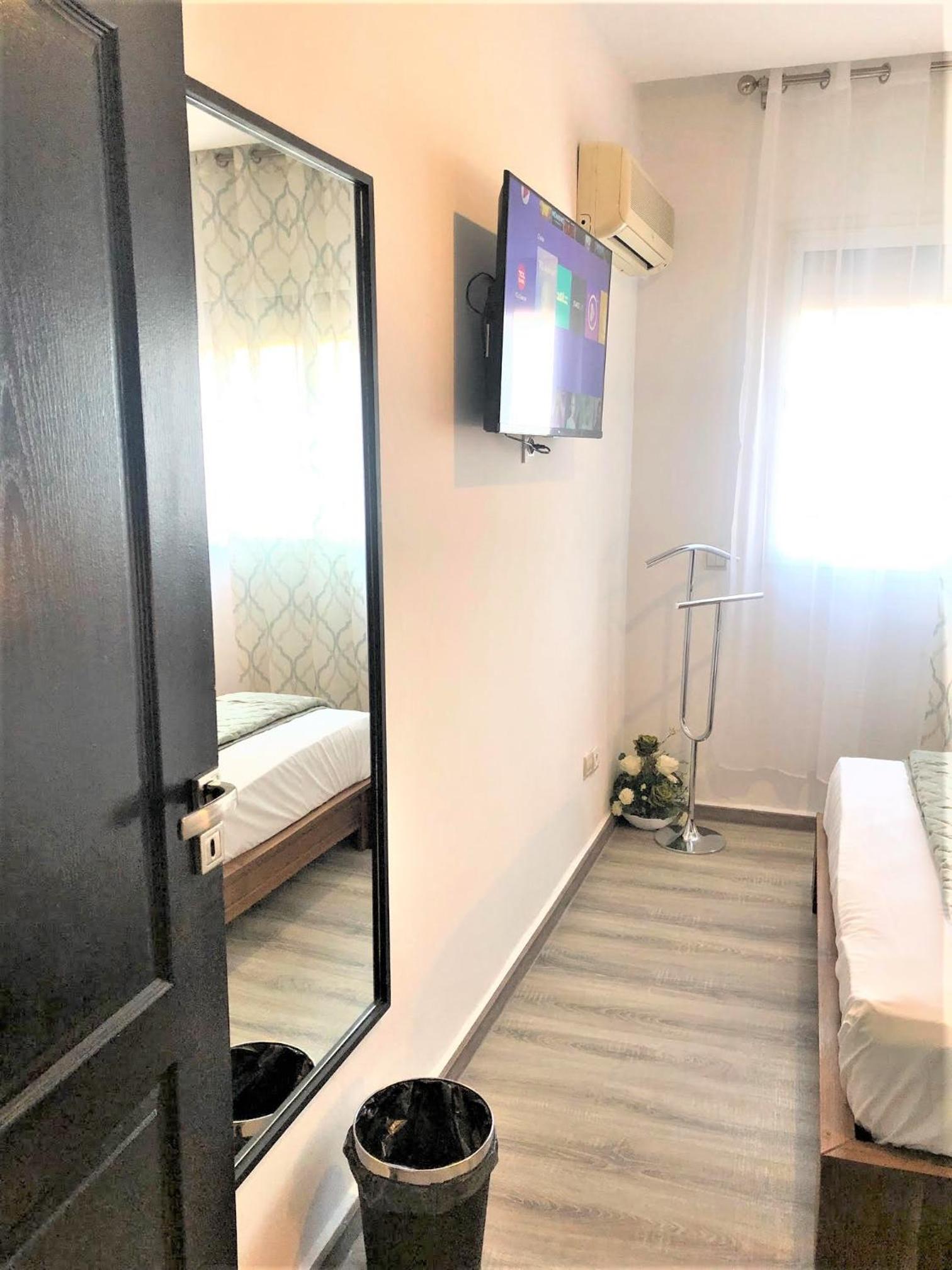 hotel room