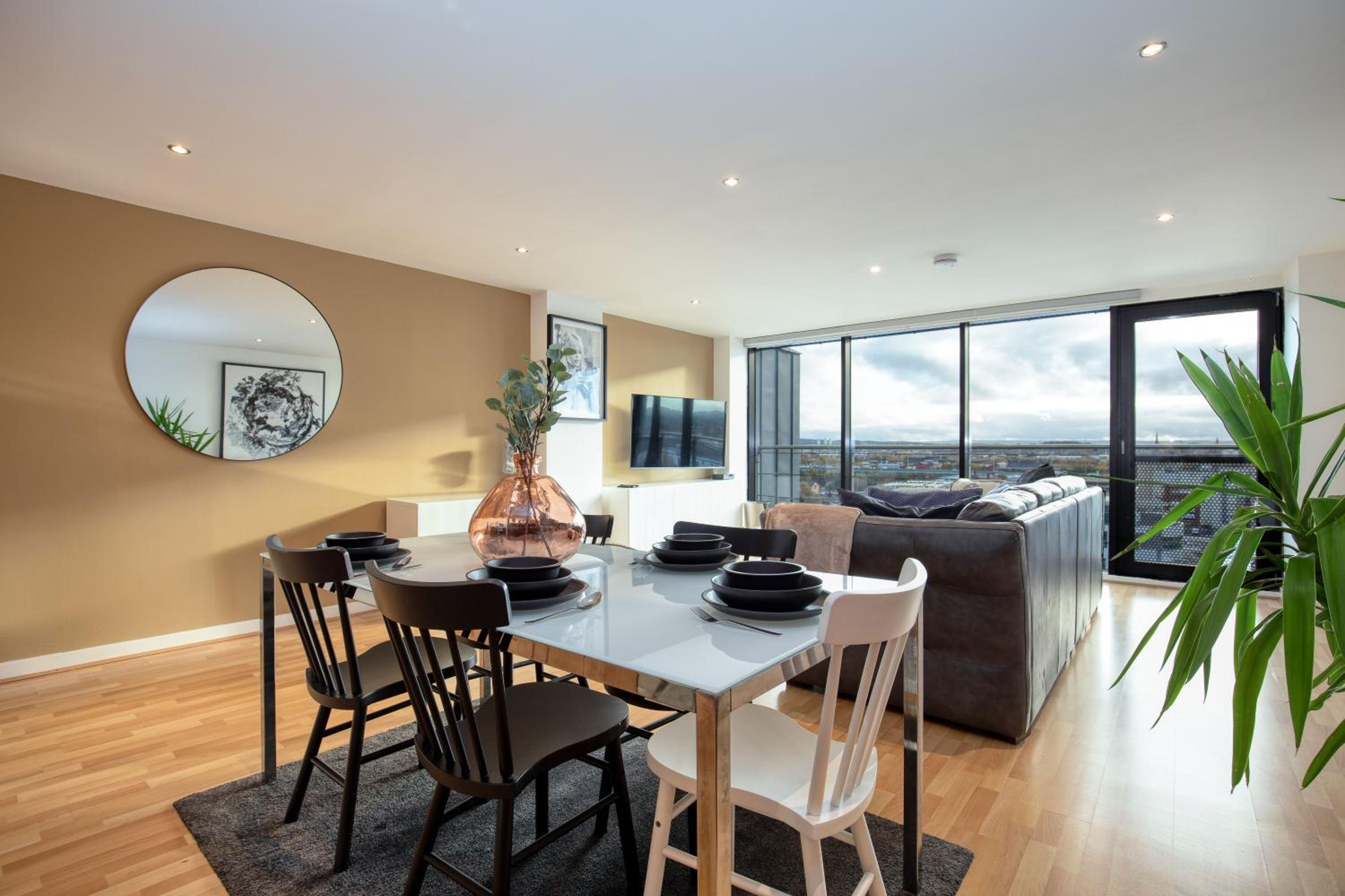 SECC Hydro Clyde View Apartment view 2