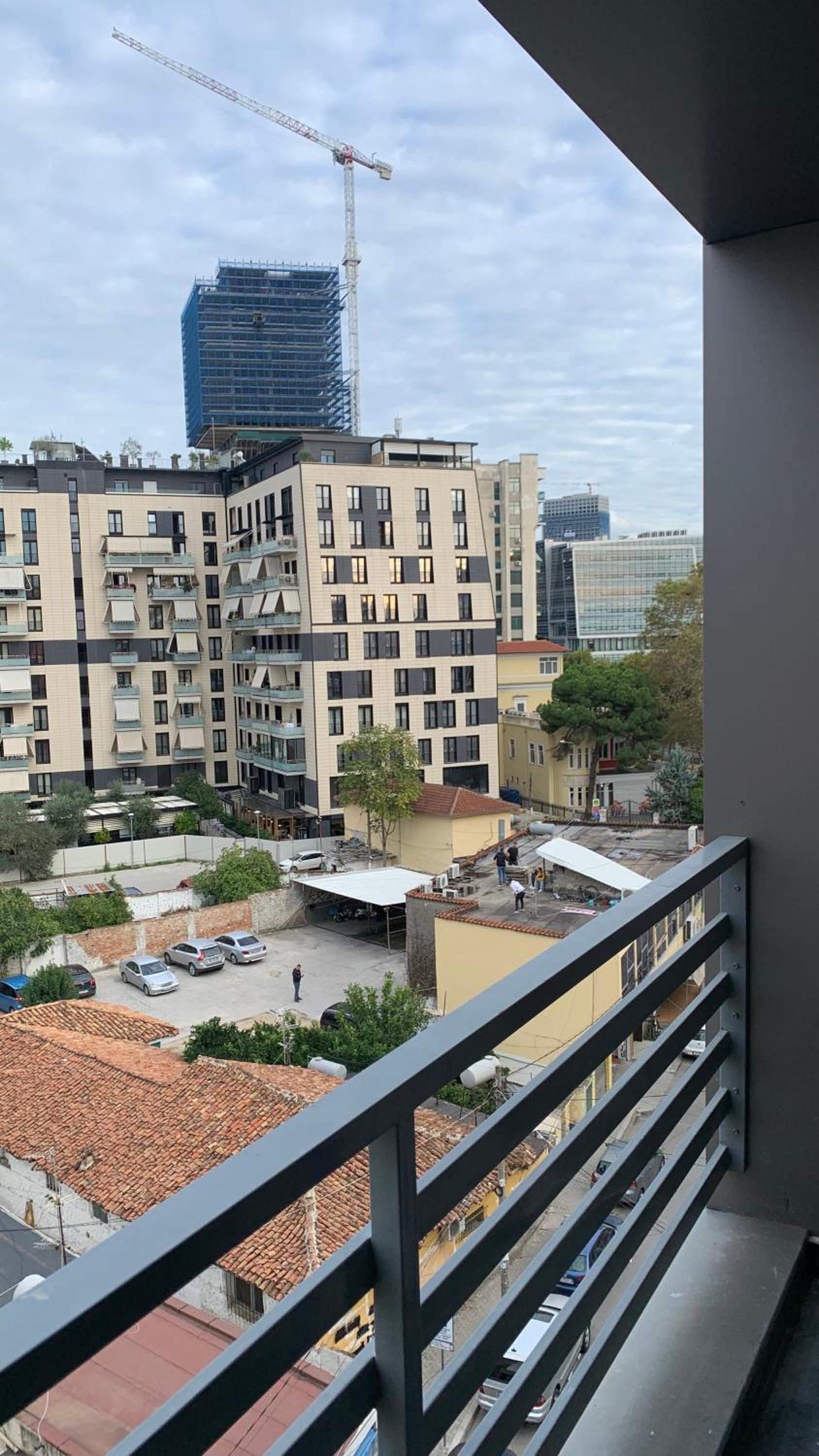 PIN Apartments - 3 Min to Skanderbeg - Free Parking