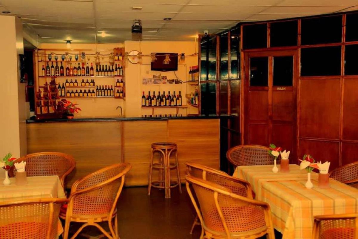 restaurant