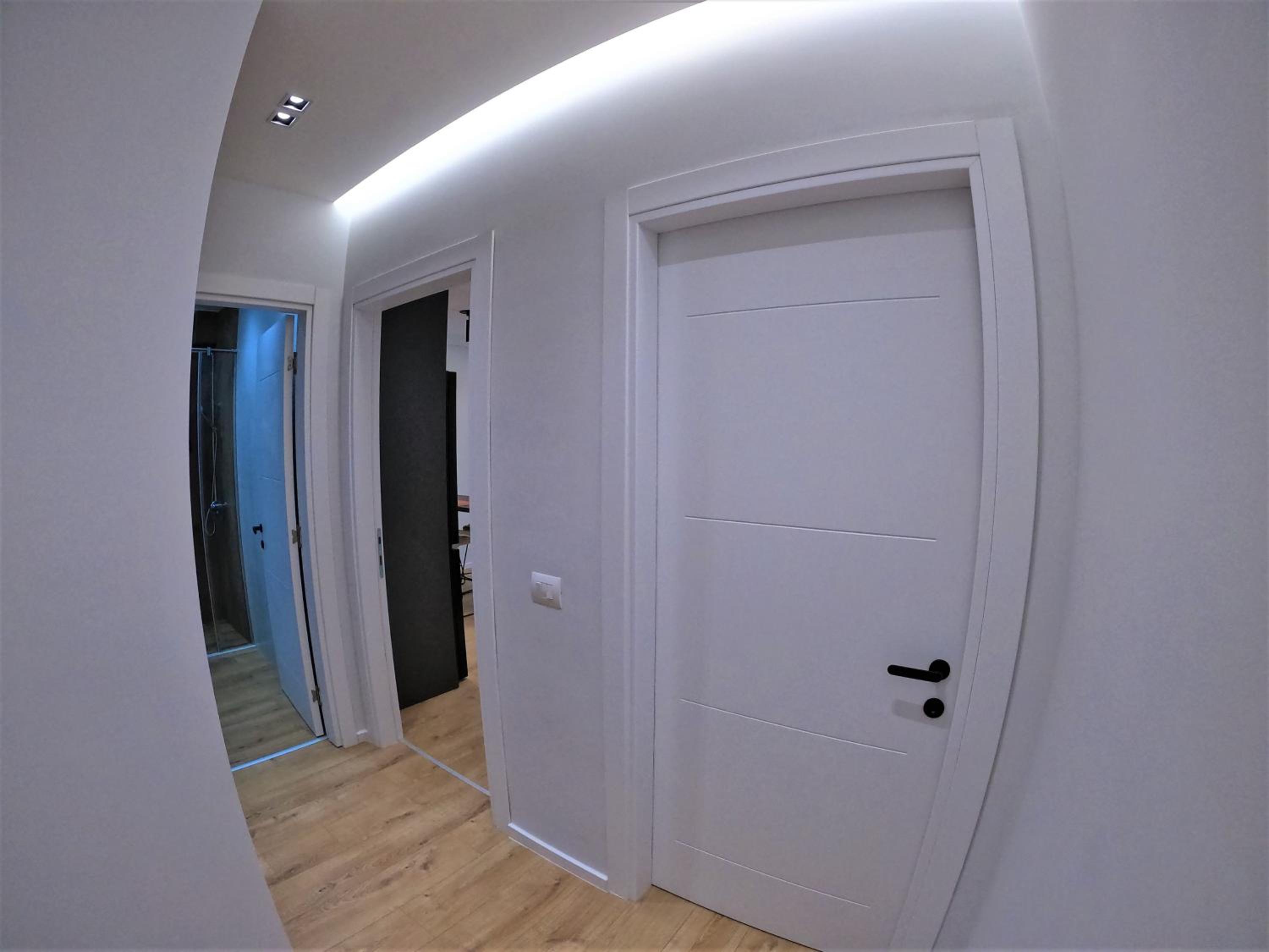 PIN Apartments - 3 Min to Skanderbeg - Free Parking
