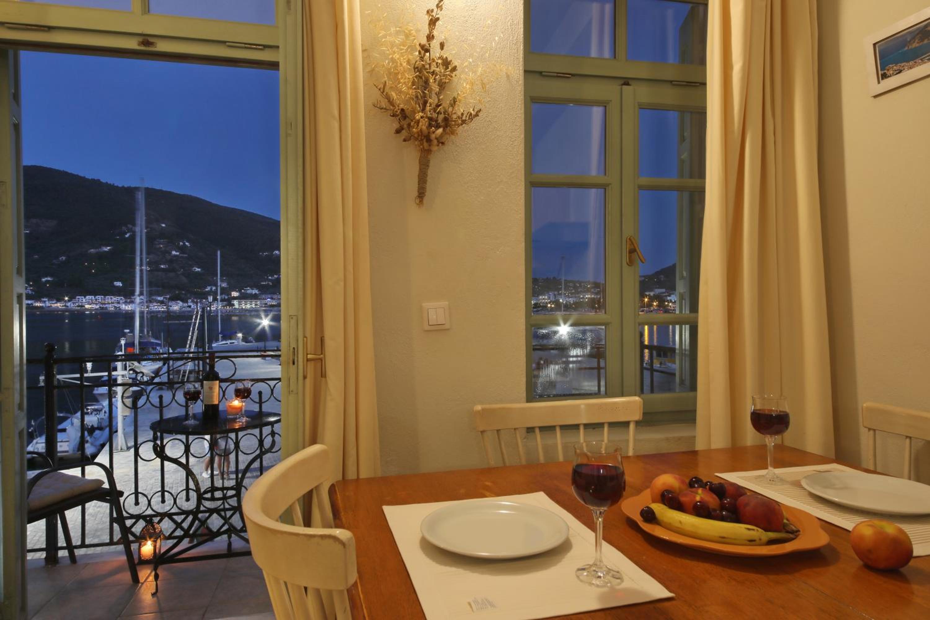 Faros Coastal Apartments