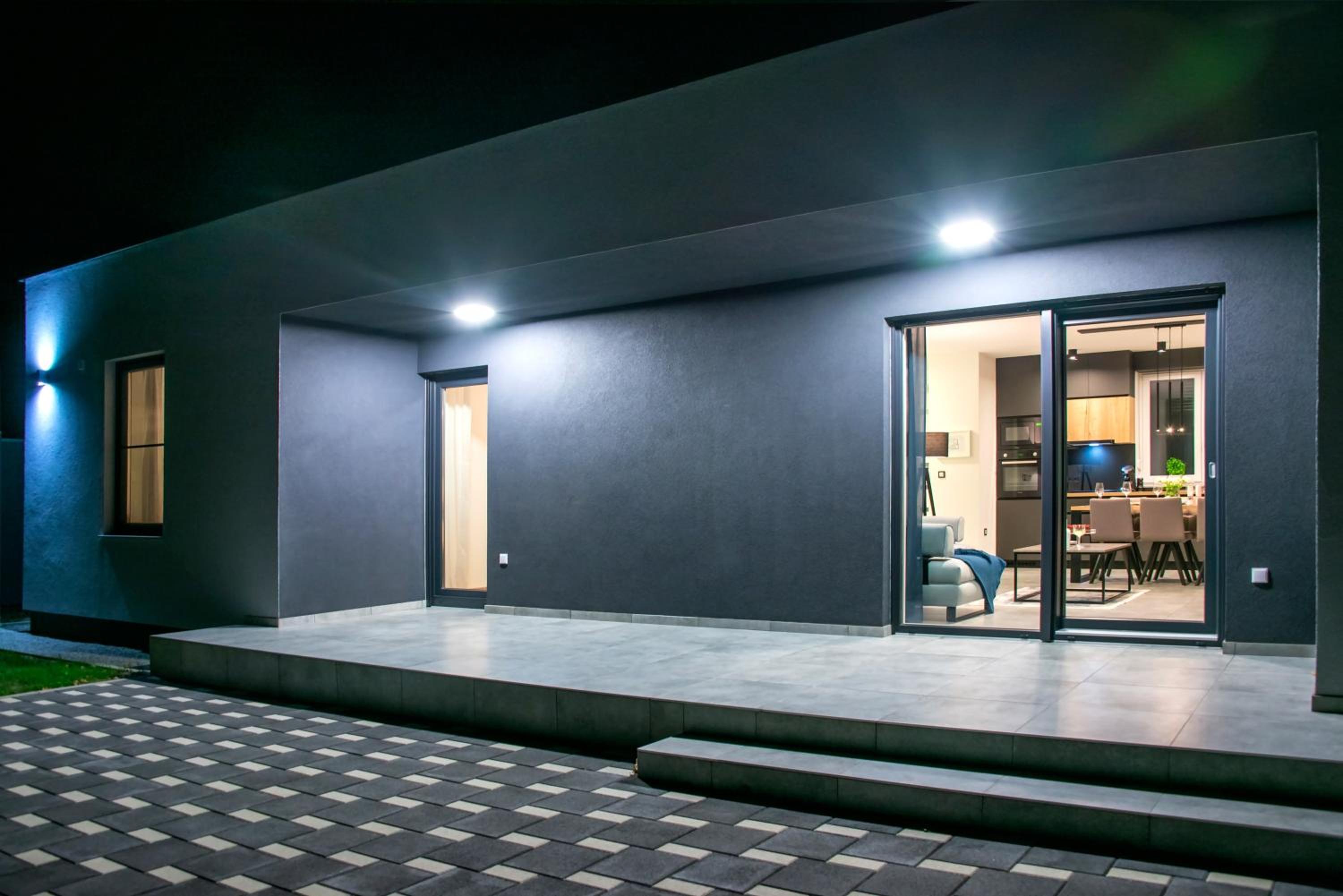 K Relax Place, Varaždinske Toplice, modern home with Sauna, Jacuzzi, WIFI