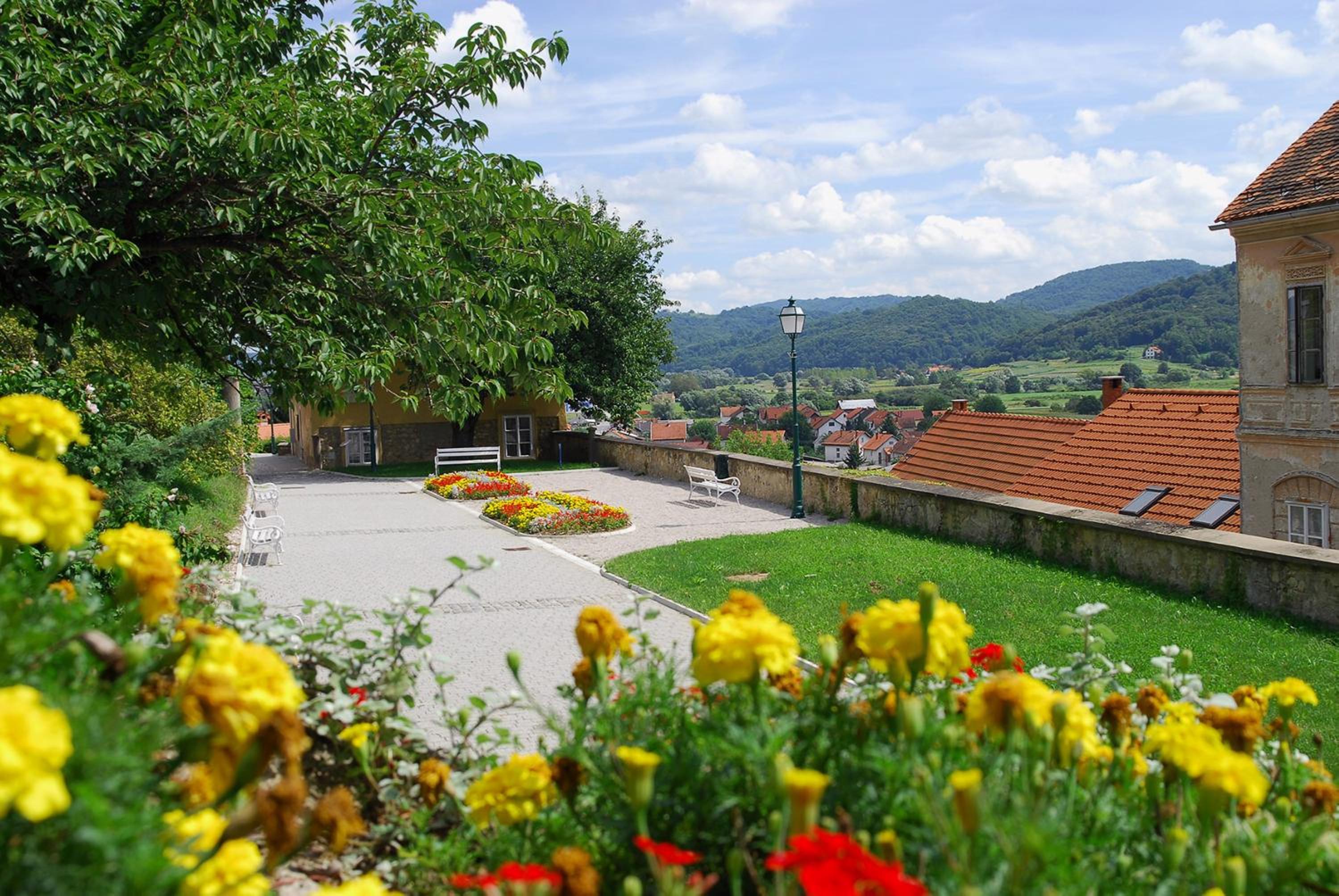 K Relax Place, Varaždinske Toplice, modern home with Sauna, Jacuzzi, WIFI