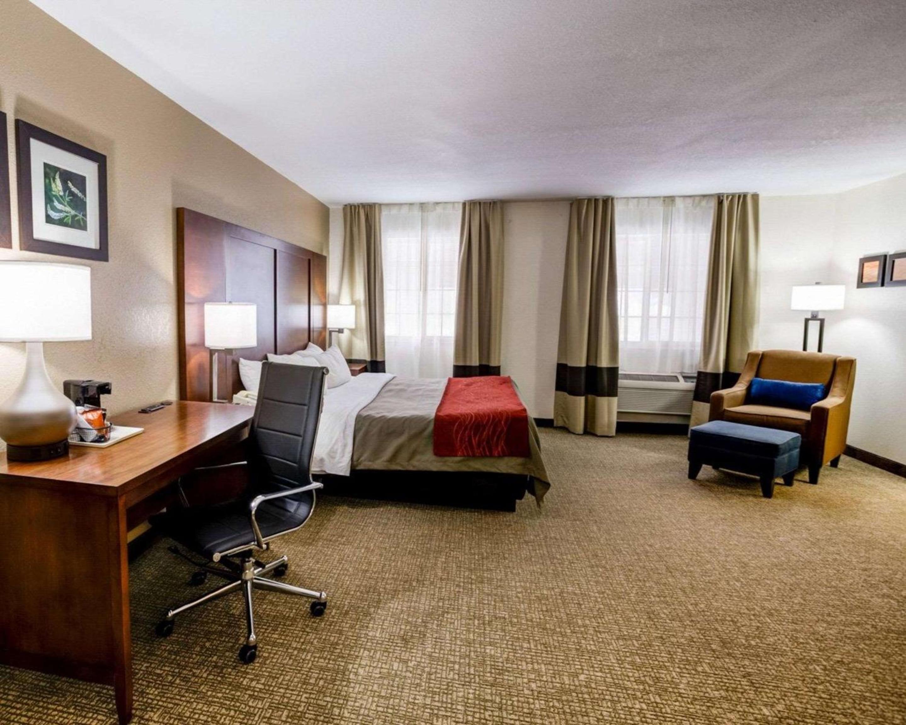 Kearney Vacations - Comfort Inn Kearney - Liberty - Property Image 8