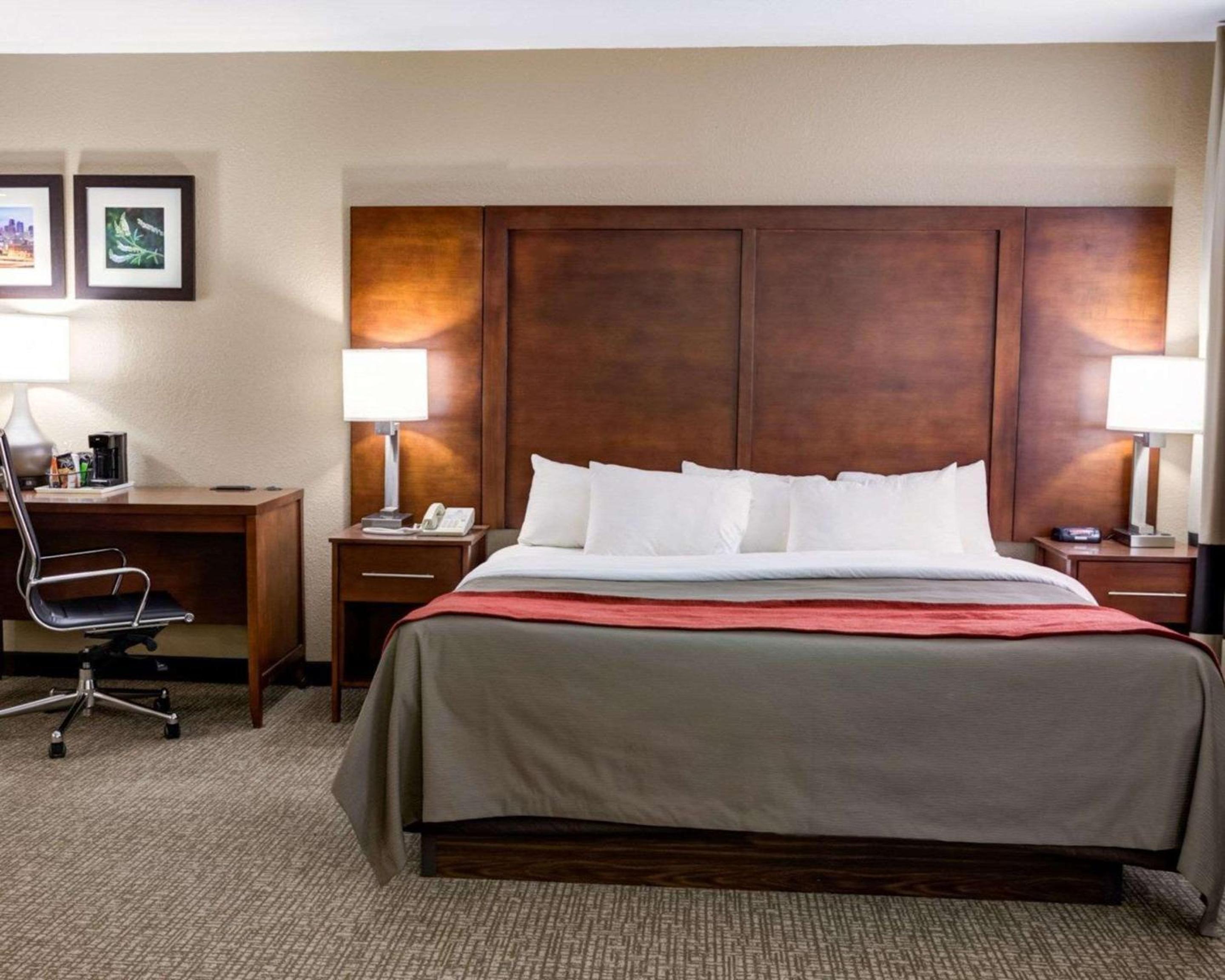 Kearney Vacations - Comfort Inn Kearney - Liberty - Property Image 17