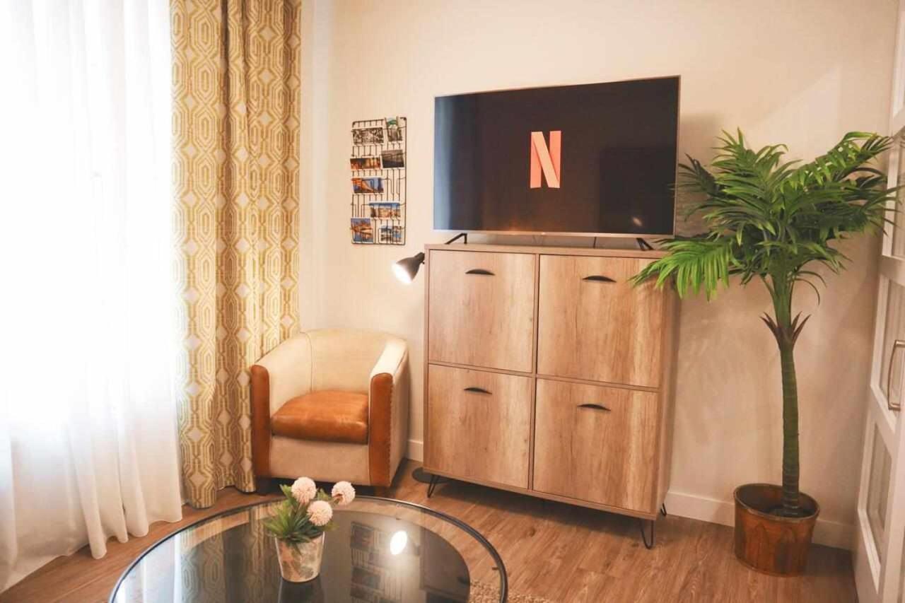 Home-Loving Apartment Bilbao Centre (Parking)