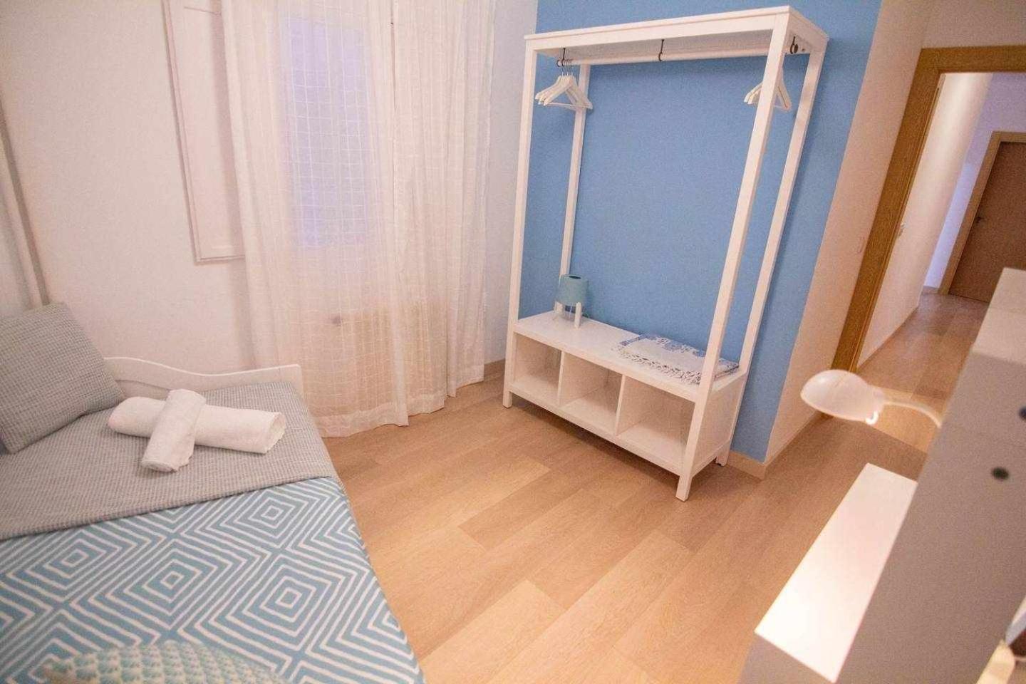 HabitaHost Ramón y Cajal