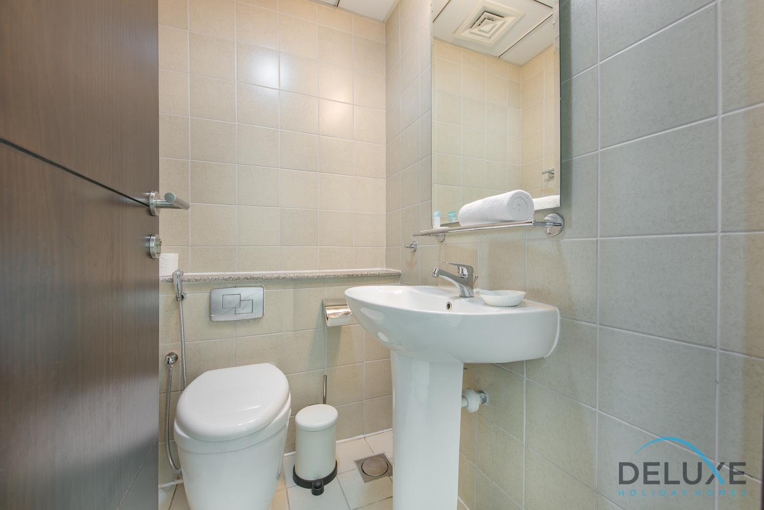 Full Marina and Ain Dubai Wheel View 1BR at The Point Dubai Marina by Deluxe Holiday Homes