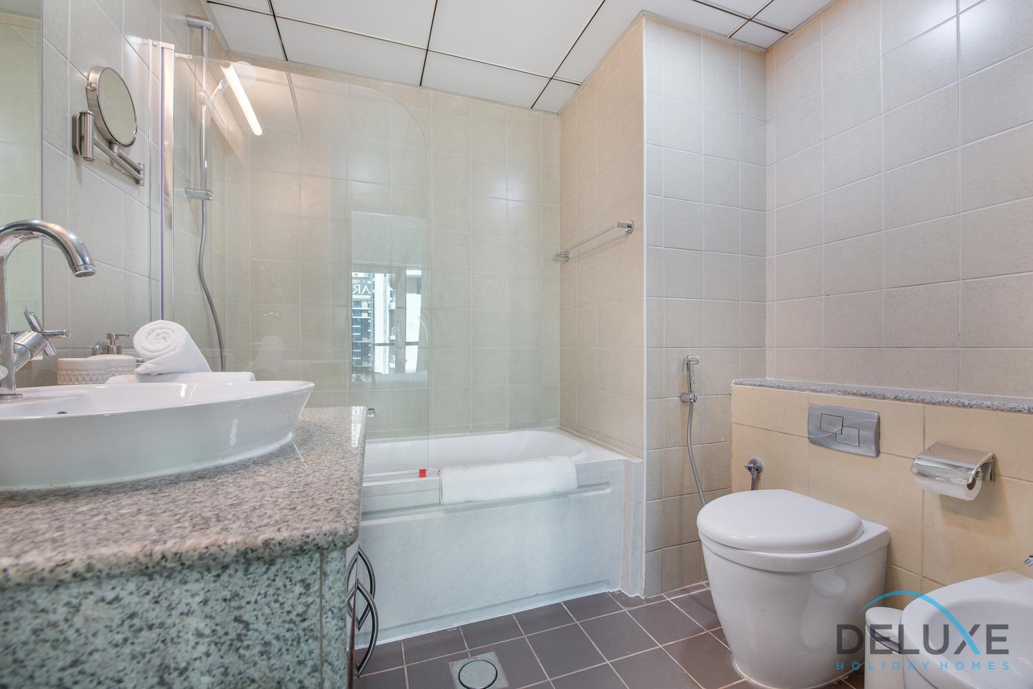 Full Marina and Ain Dubai Wheel View 1BR at The Point Dubai Marina by Deluxe Holiday Homes