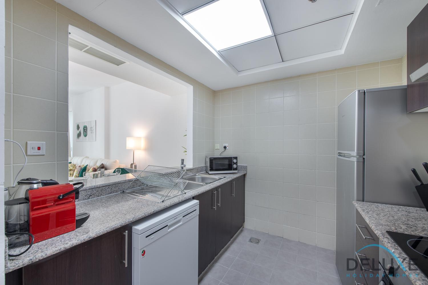 Full Marina and Ain Dubai Wheel View 1BR at The Point Dubai Marina by Deluxe Holiday Homes