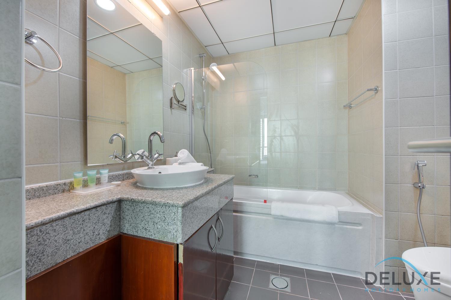 Full Marina and Ain Dubai Wheel View 1BR at The Point Dubai Marina by Deluxe Holiday Homes