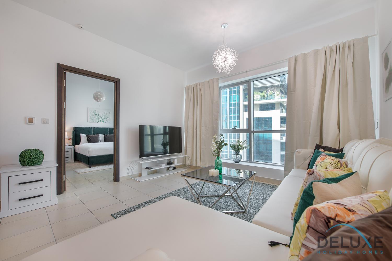 Full Marina and Ain Dubai Wheel View 1BR at The Point Dubai Marina by Deluxe Holiday Homes